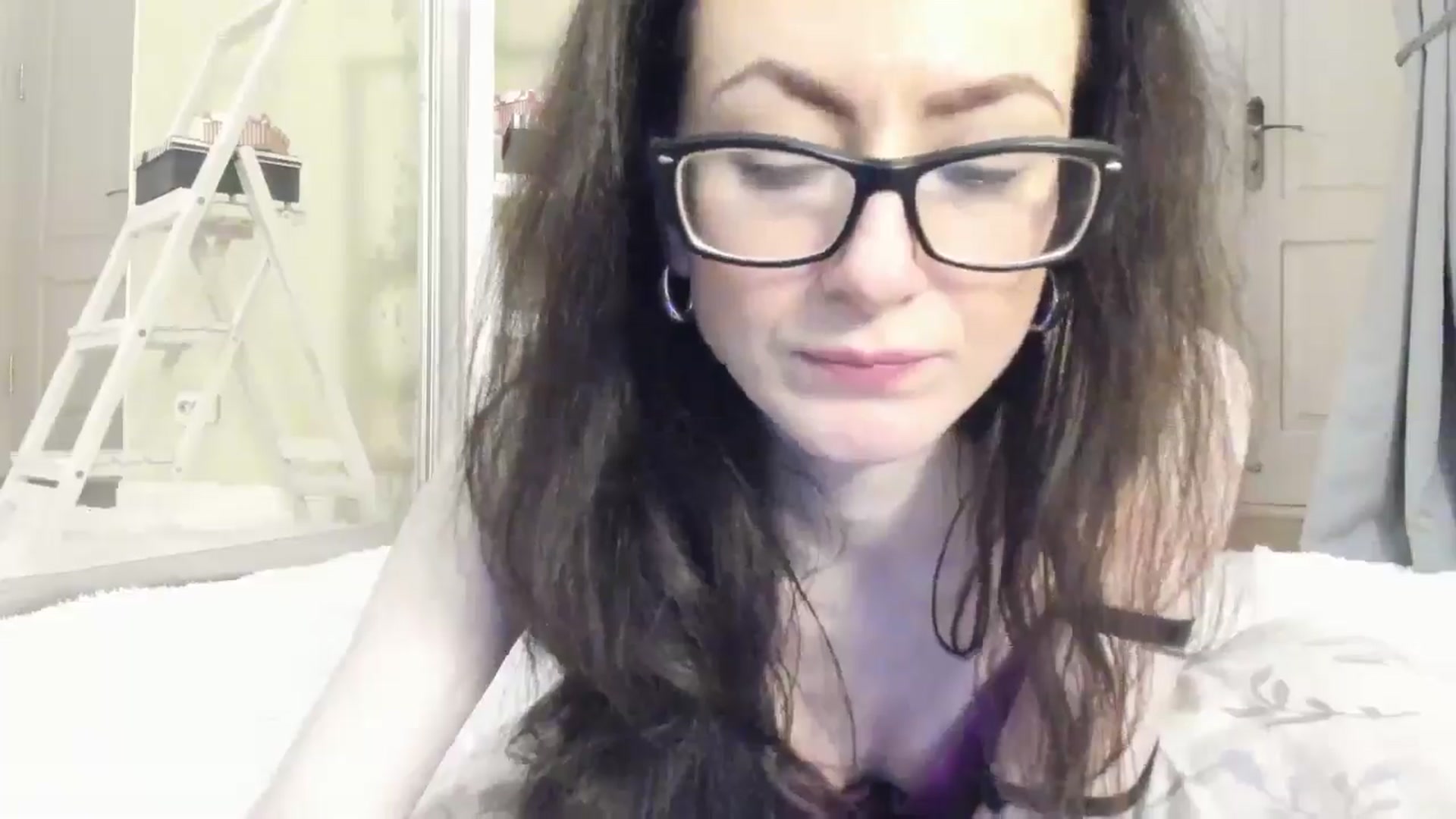 Gallery image thumbnail from Baby_Jewel's myfreecams stream on, 05/16/2025, 16:02 image 18 of 20