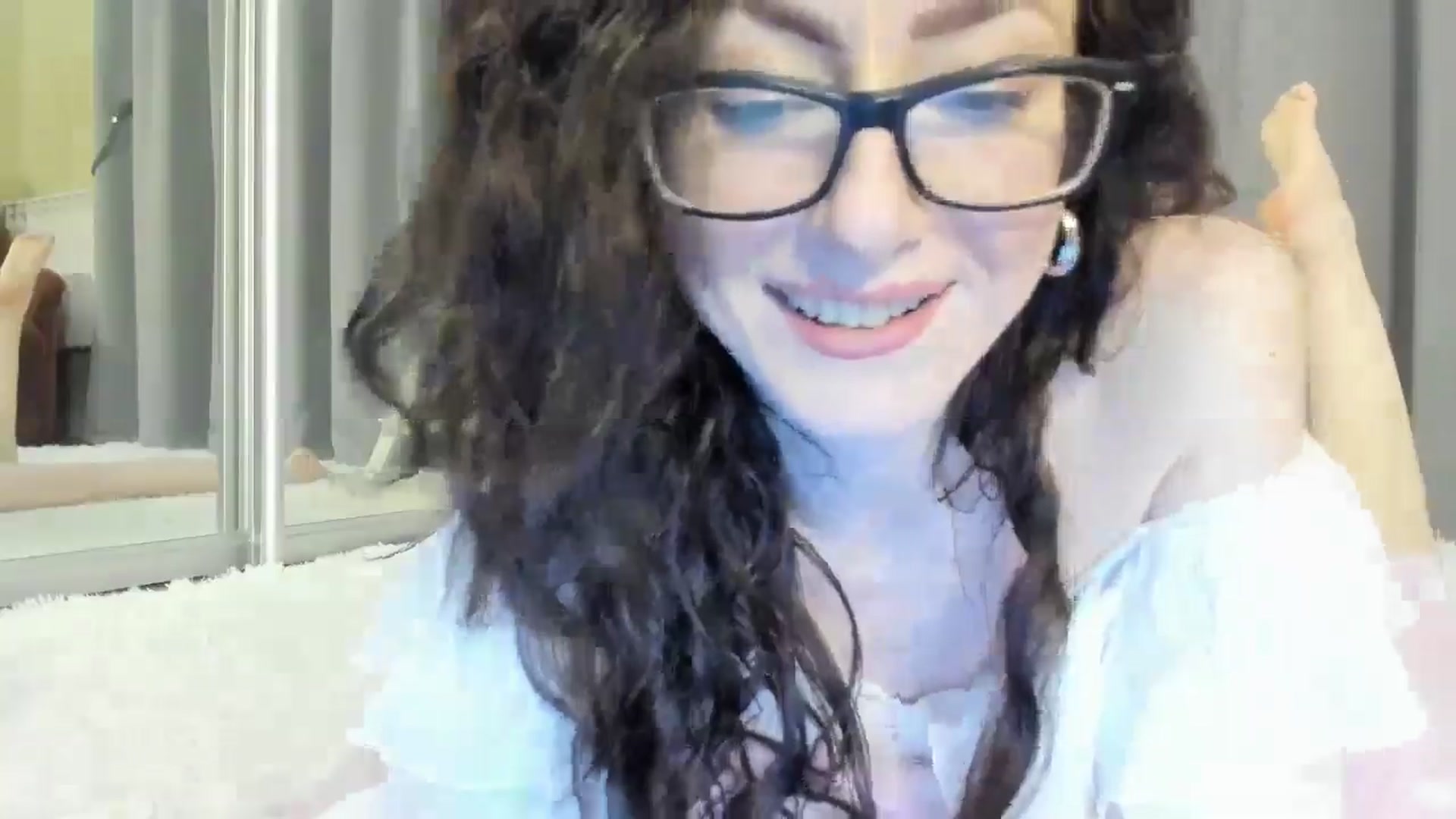 Gallery image thumbnail from Baby_Jewel's myfreecams stream on, 05/17/2025, 14:50 image 16 of 20