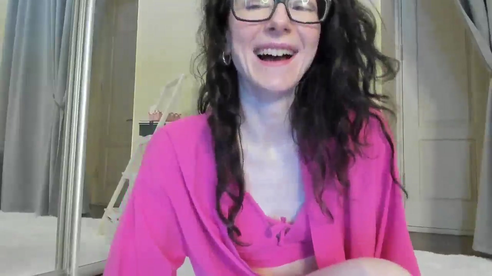 Gallery image thumbnail from Baby_Jewel's myfreecams stream on, 05/24/2025, 10:38 image 20 of 20
