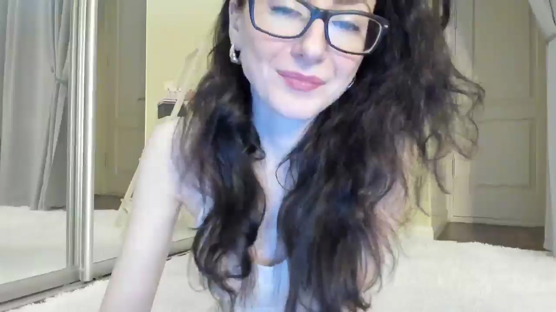 Gallery image thumbnail from Baby_Jewel's myfreecams stream on, 05/28/2025, 11:01 image 19 of 20
