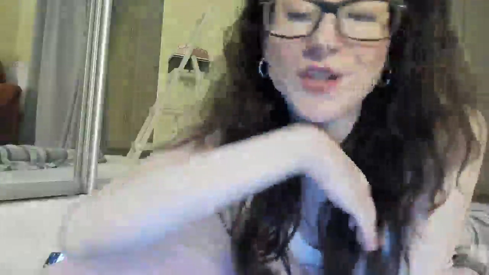Gallery image thumbnail from Baby_Jewel's myfreecams stream on, 05/28/2025, 14:21 image 9 of 20