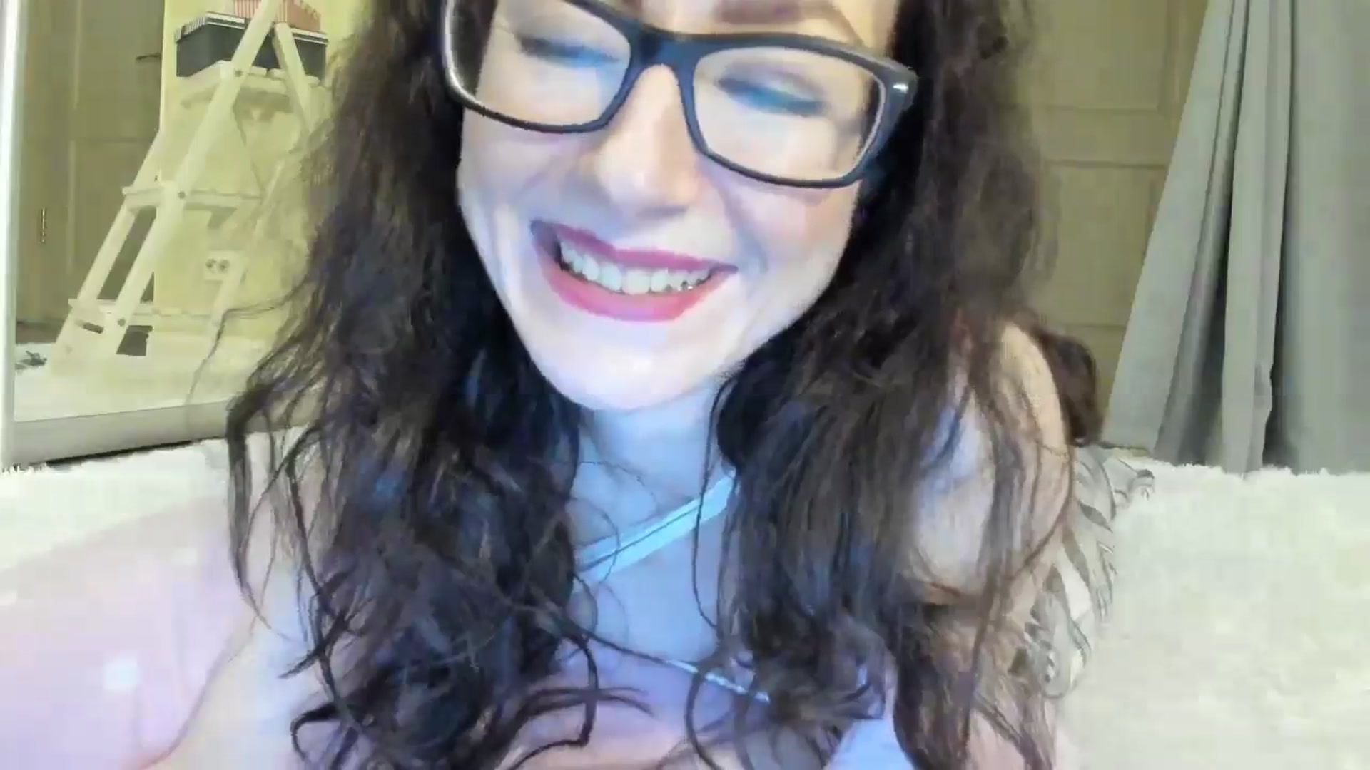 Gallery image thumbnail from Baby_Jewel's myfreecams stream on, 05/30/2025, 15:28 image 9 of 20