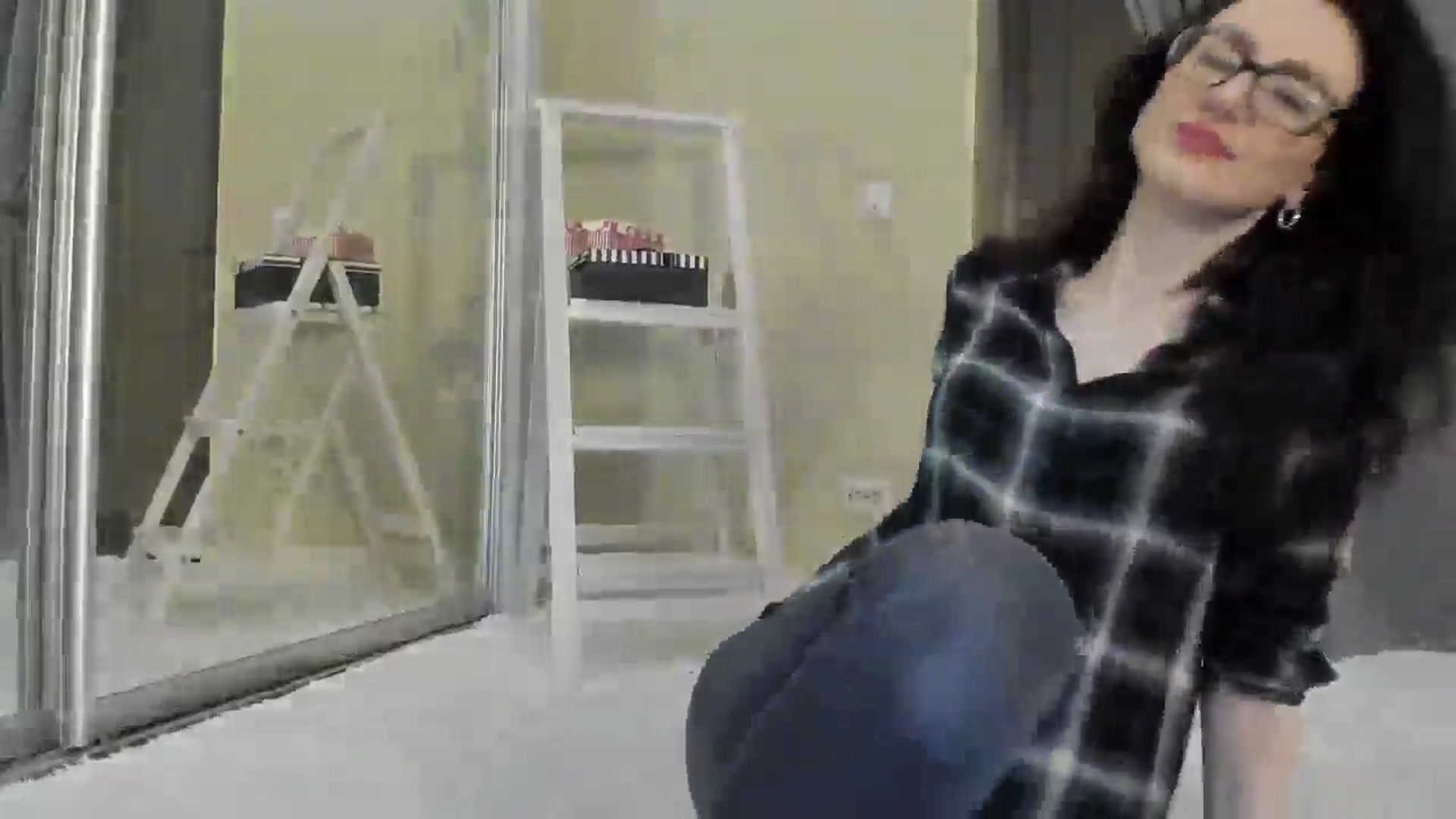 Gallery image thumbnail from Baby_Jewel's myfreecams stream on, 05/31/2025, 11:45 image 12 of 20