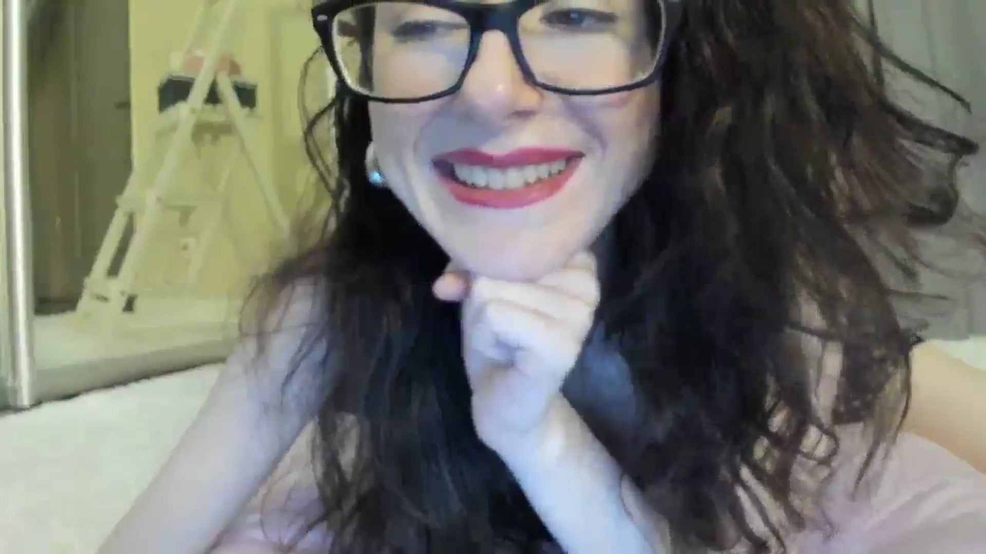 Gallery image thumbnail from Baby_Jewel's myfreecams stream on, 06/04/2025, 13:37 image 2 of 20