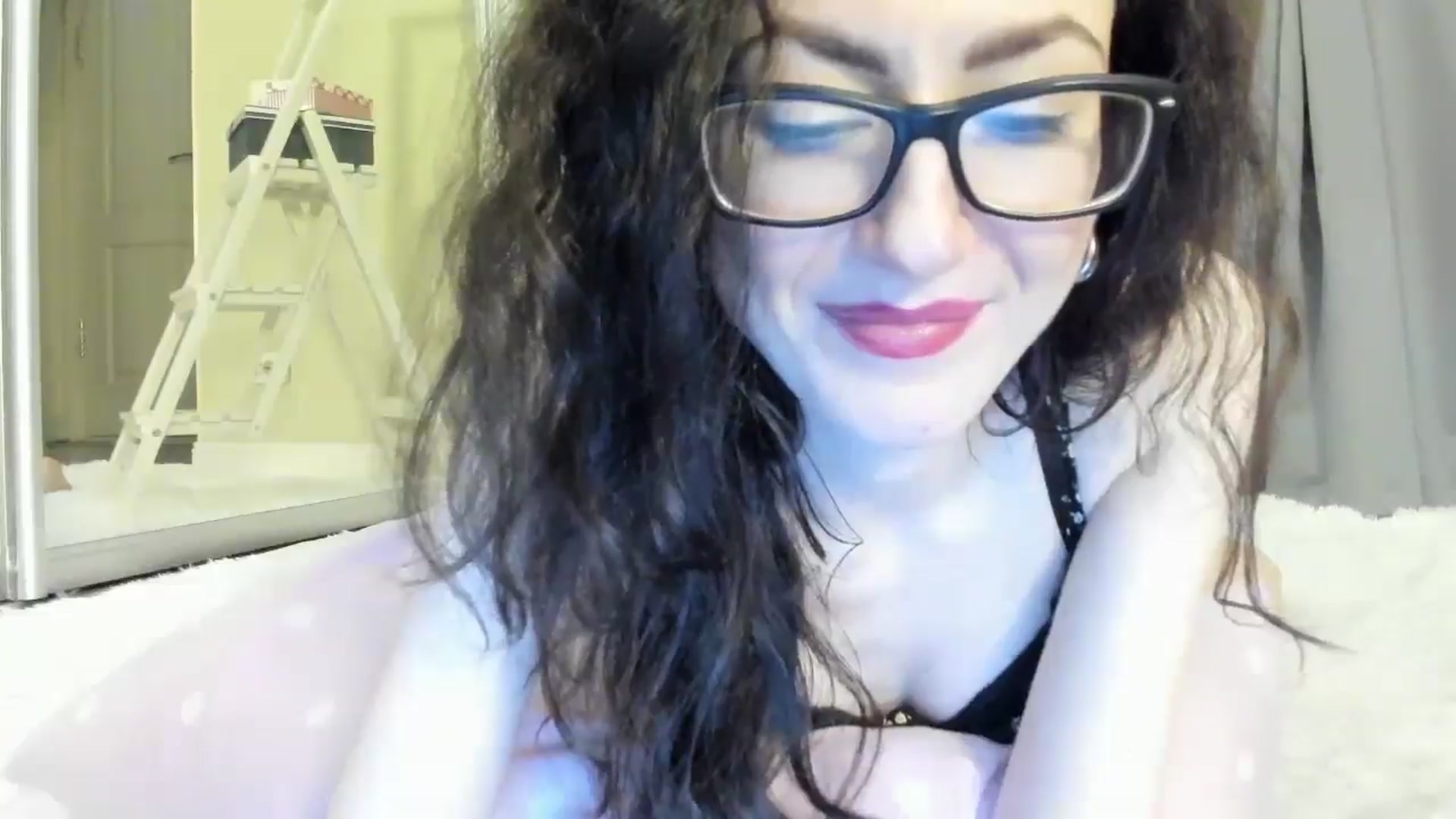 Gallery image thumbnail from Baby_Jewel's myfreecams stream on, 06/04/2025, 16:04 image 19 of 20