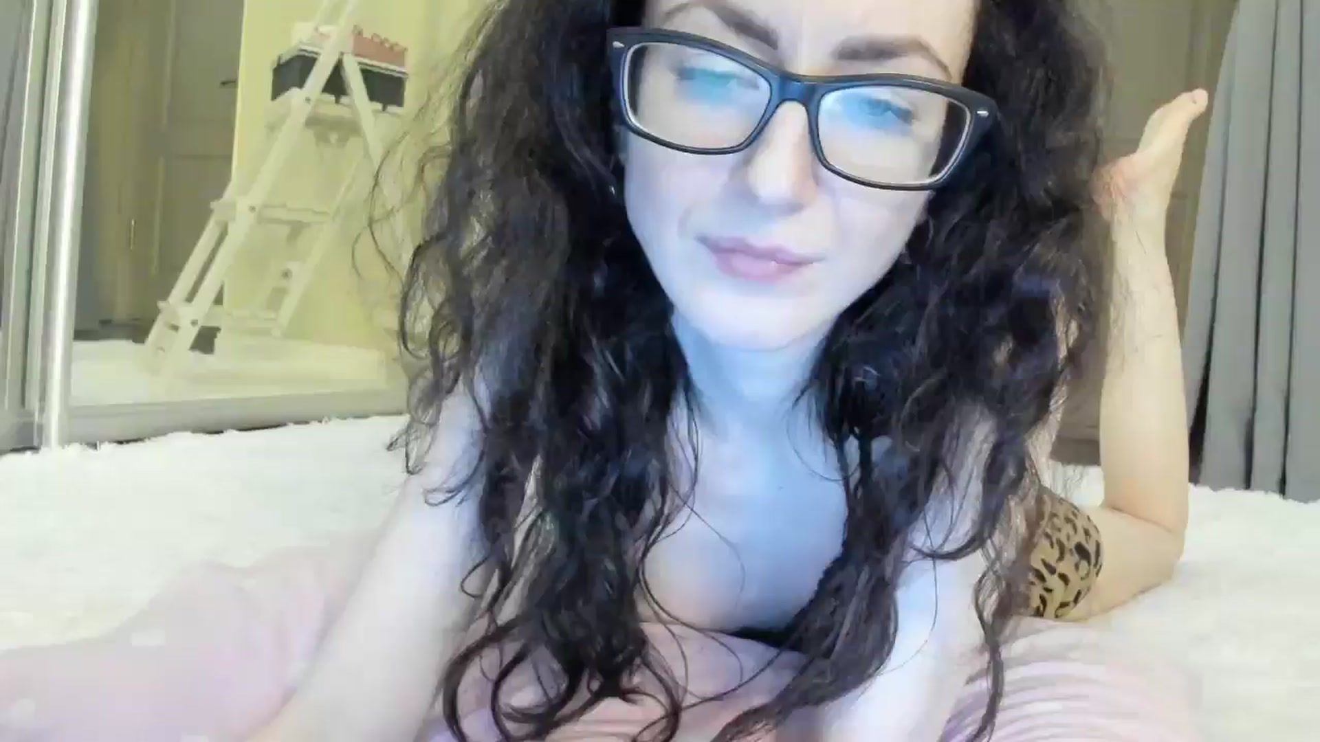 Gallery image thumbnail from Baby_Jewel's myfreecams stream on, 06/10/2025, 15:41 image 12 of 20