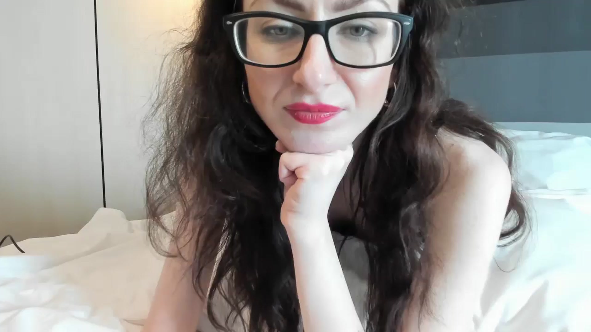 Gallery image thumbnail from Baby_Jewel's myfreecams stream on, 06/17/2025, 14:37 image 10 of 20