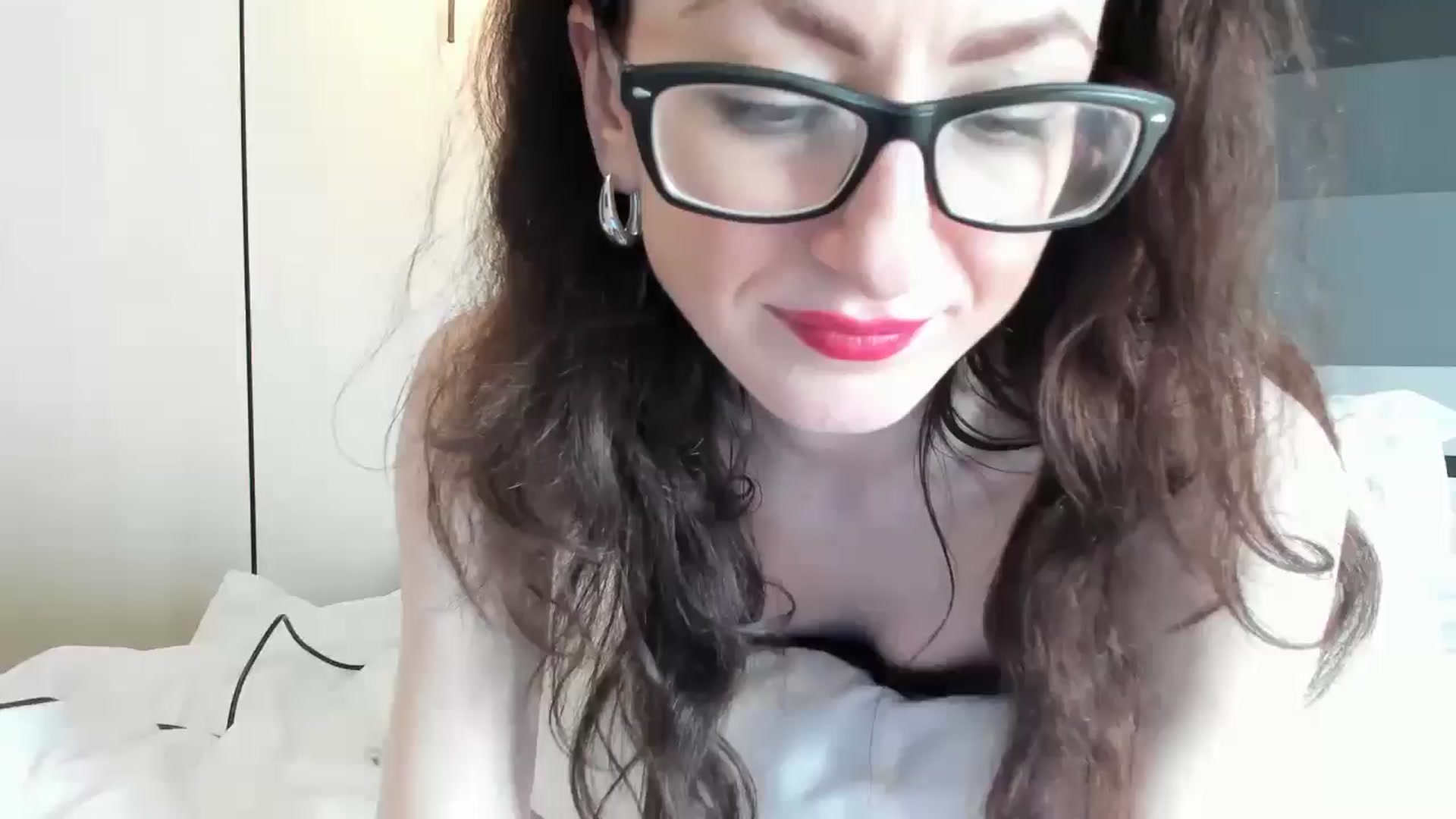 Gallery image thumbnail from Baby_Jewel's myfreecams stream on, 06/17/2025, 15:55 image 1 of 20