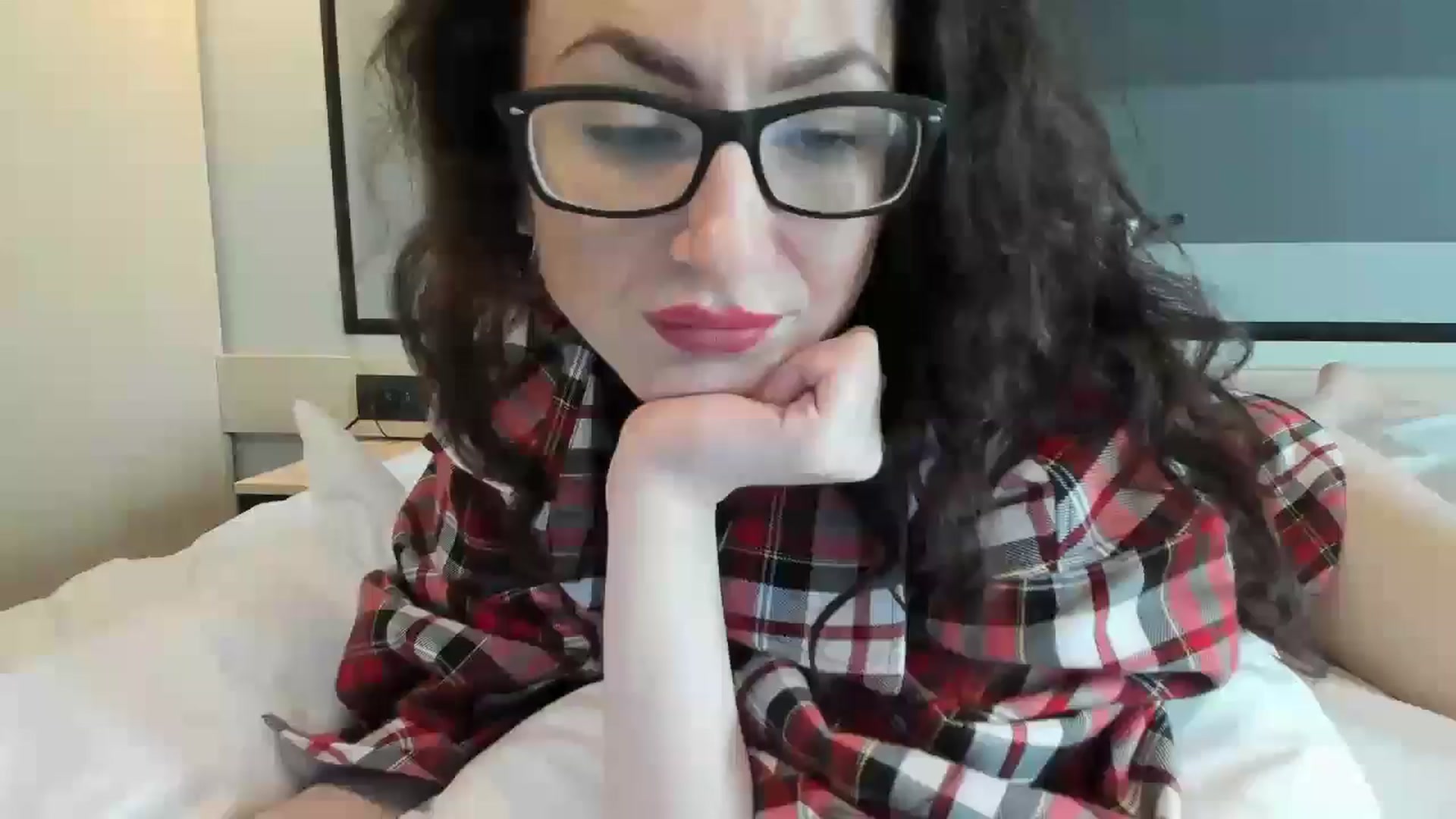 Gallery image thumbnail from Baby_Jewel's myfreecams stream on, 06/18/2025, 11:50 image 18 of 20