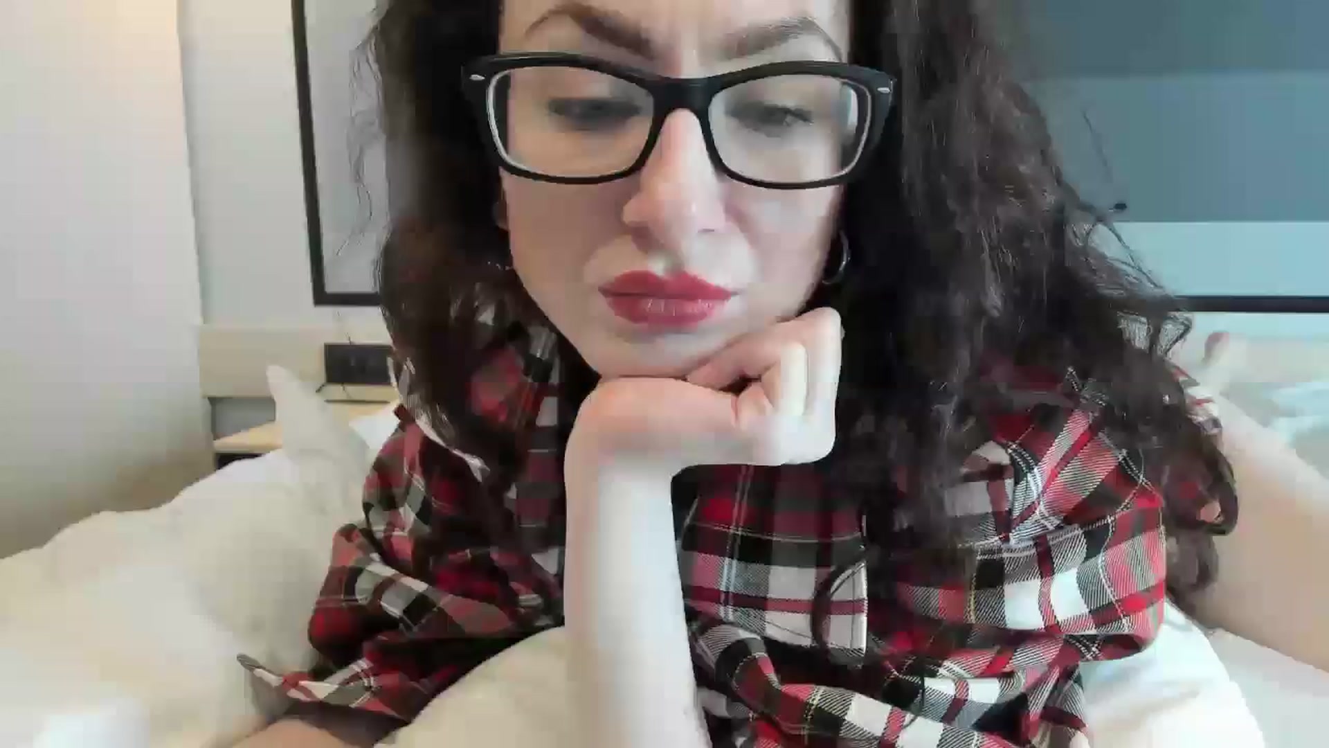 Gallery image thumbnail from Baby_Jewel's myfreecams stream on, 06/18/2025, 11:50 image 16 of 20
