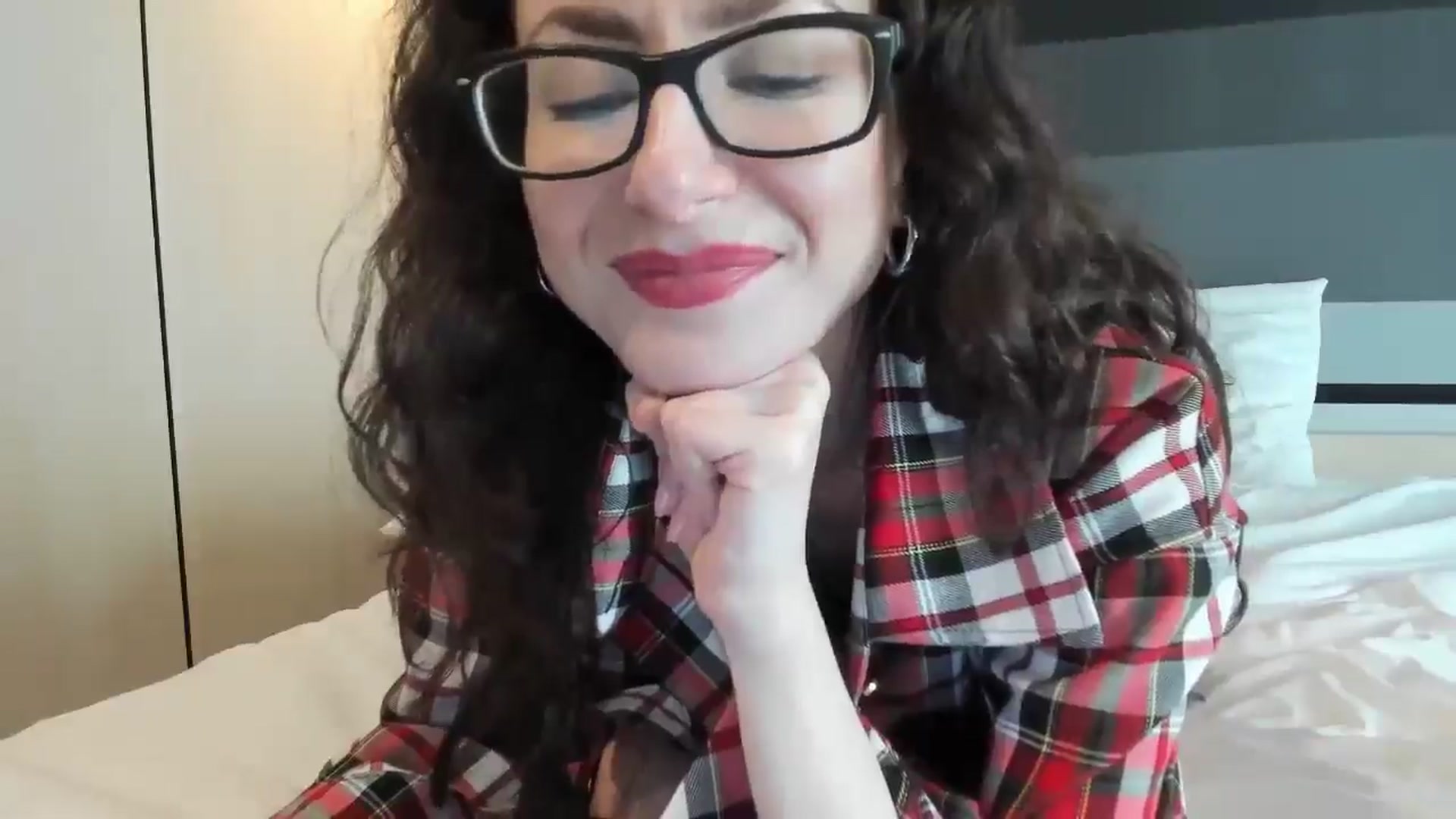 Gallery image thumbnail from Baby_Jewel's myfreecams stream on, 06/18/2025, 13:06 image 9 of 20