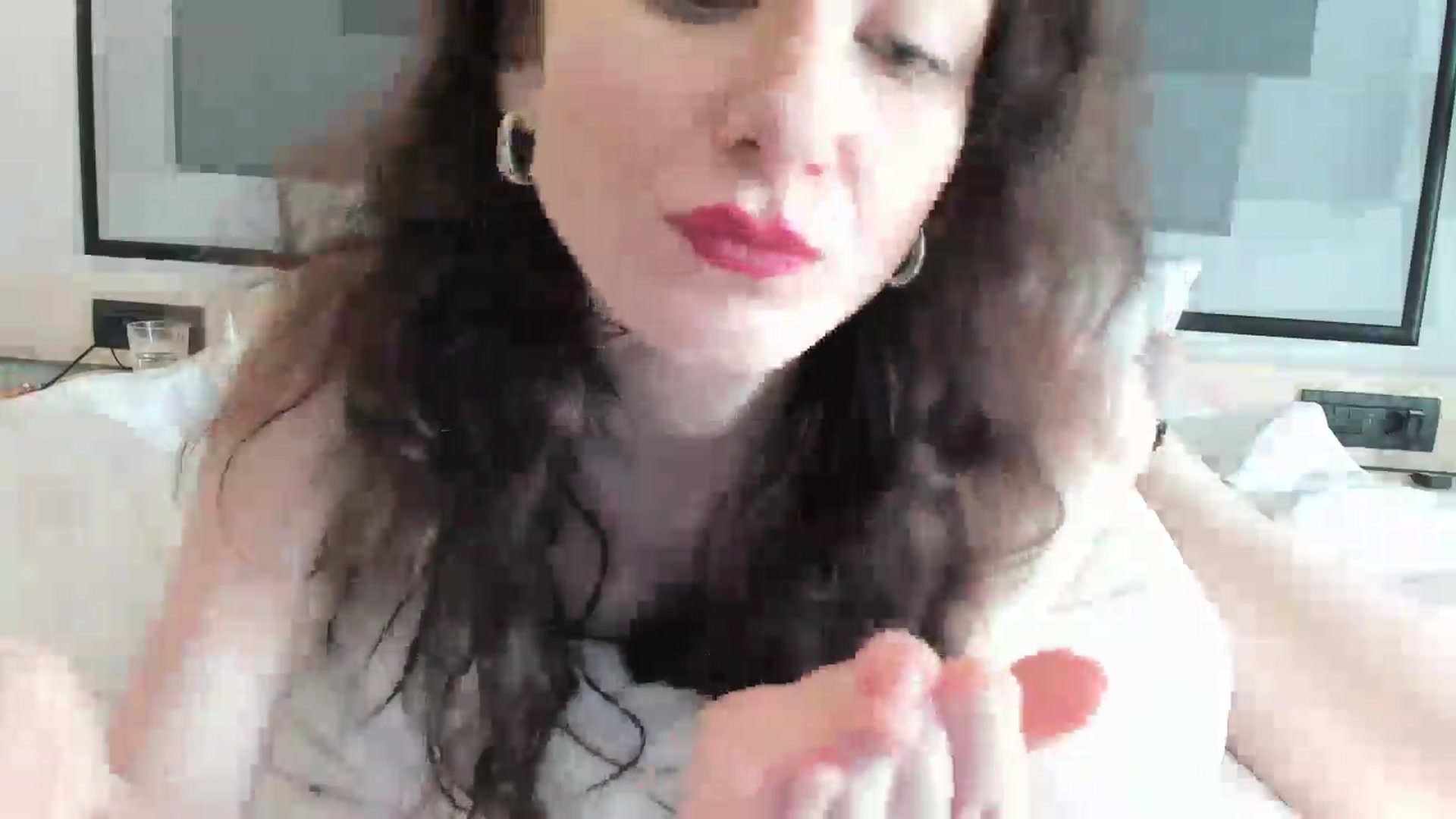 Gallery image thumbnail from Baby_Jewel's myfreecams stream on, 06/19/2025, 15:54 image 9 of 20