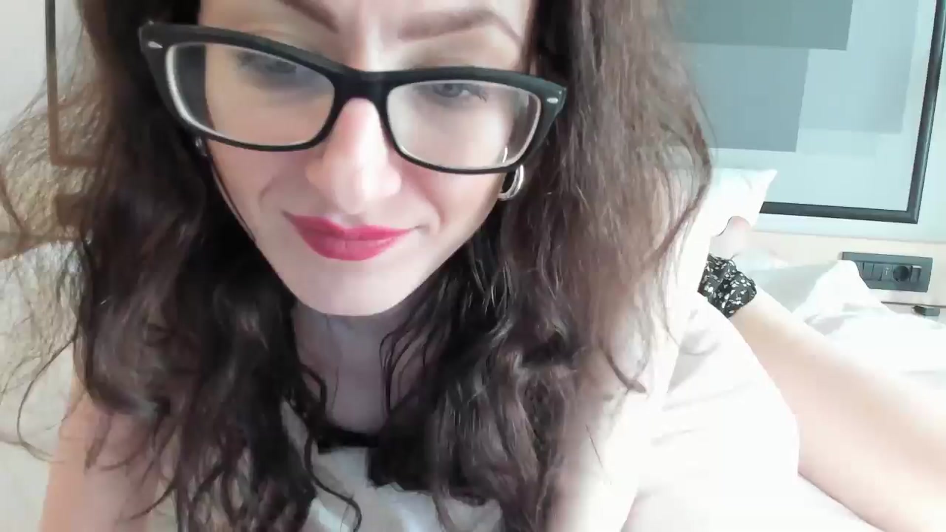 Gallery image thumbnail from Baby_Jewel's myfreecams stream on, 06/19/2025, 15:54 image 10 of 20