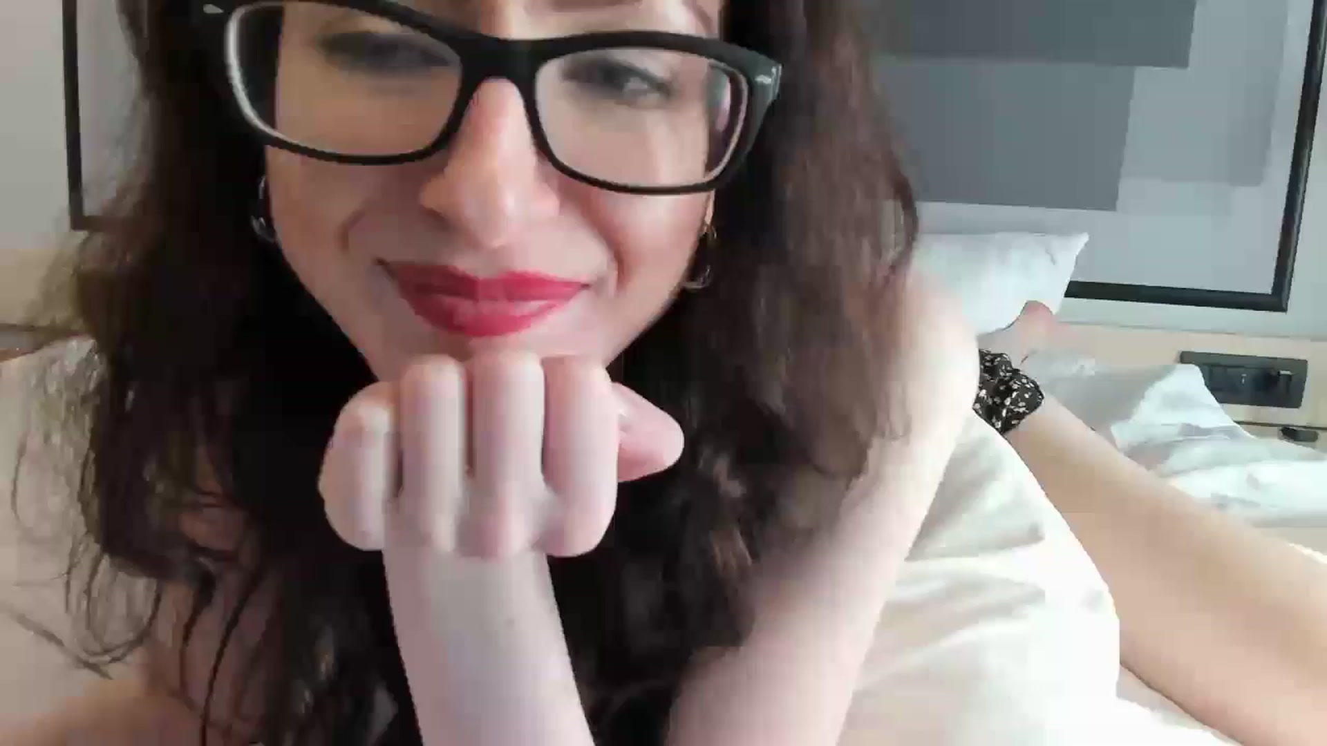Gallery image thumbnail from Baby_Jewel's myfreecams stream on, 06/19/2025, 15:54 image 11 of 20