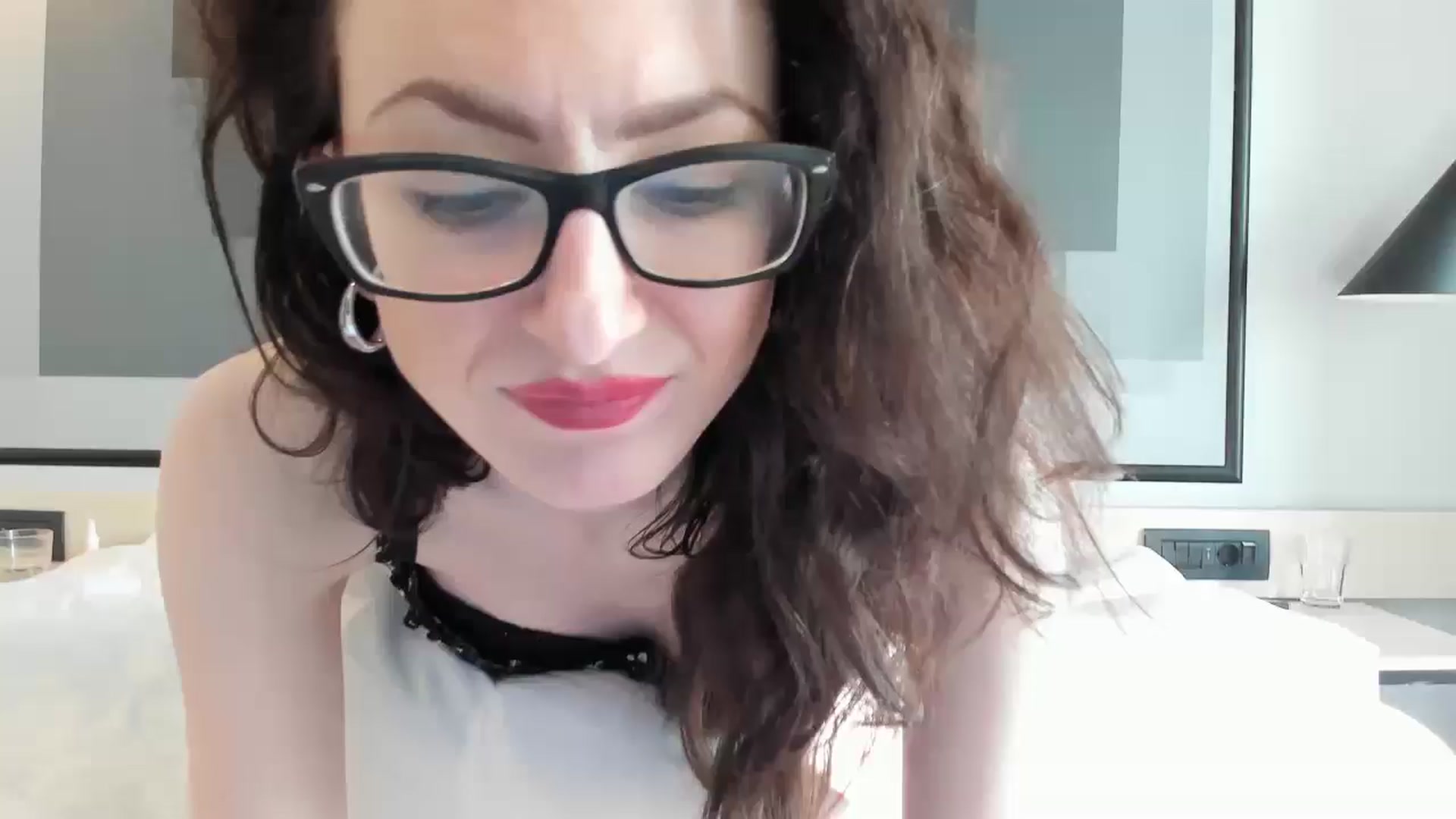 Gallery image thumbnail from Baby_Jewel's myfreecams stream on, 06/19/2025, 16:14 image 18 of 20