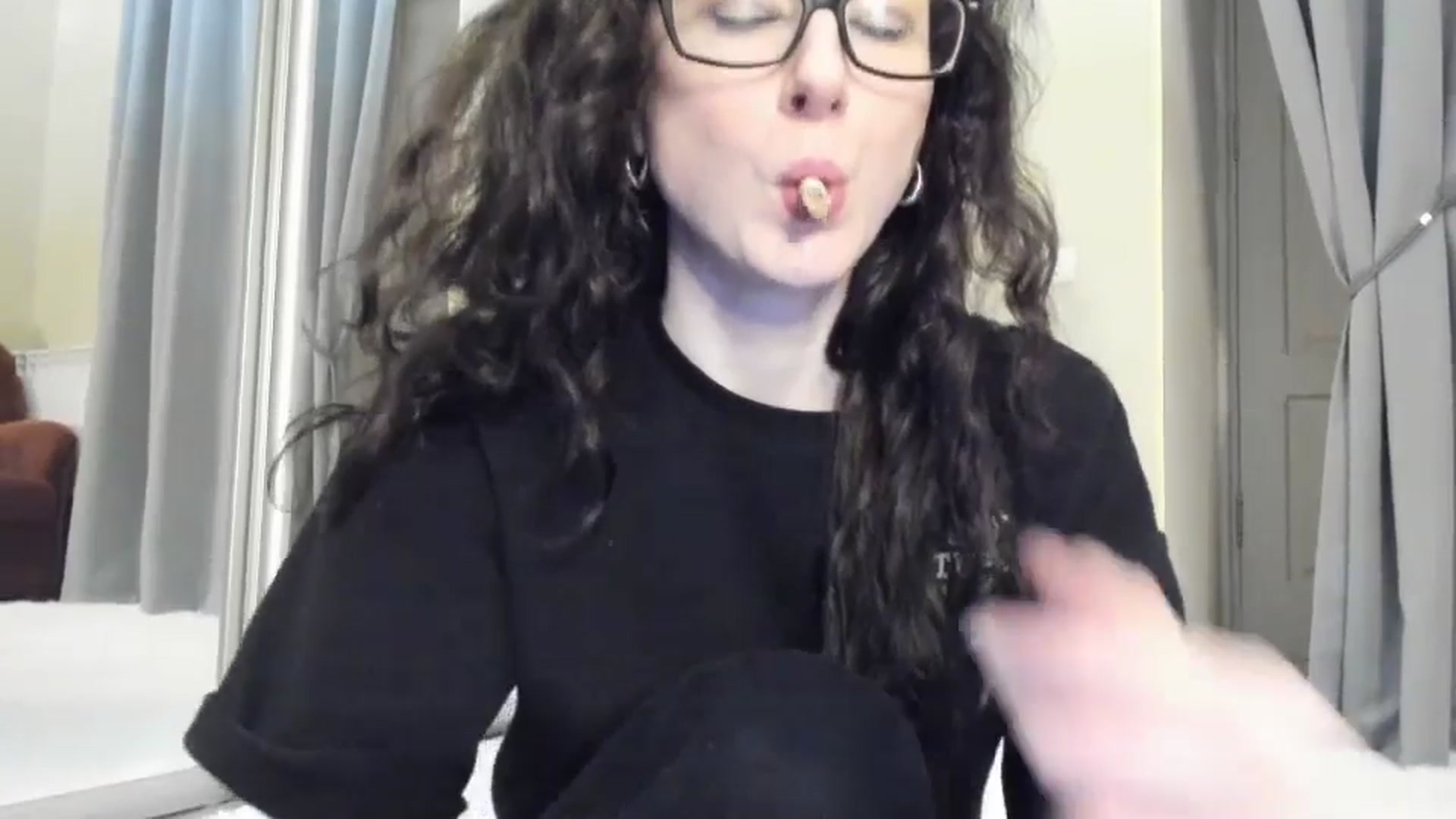 Gallery image thumbnail from Baby_Jewel's myfreecams stream on, 06/25/2025, 14:11 image 9 of 20