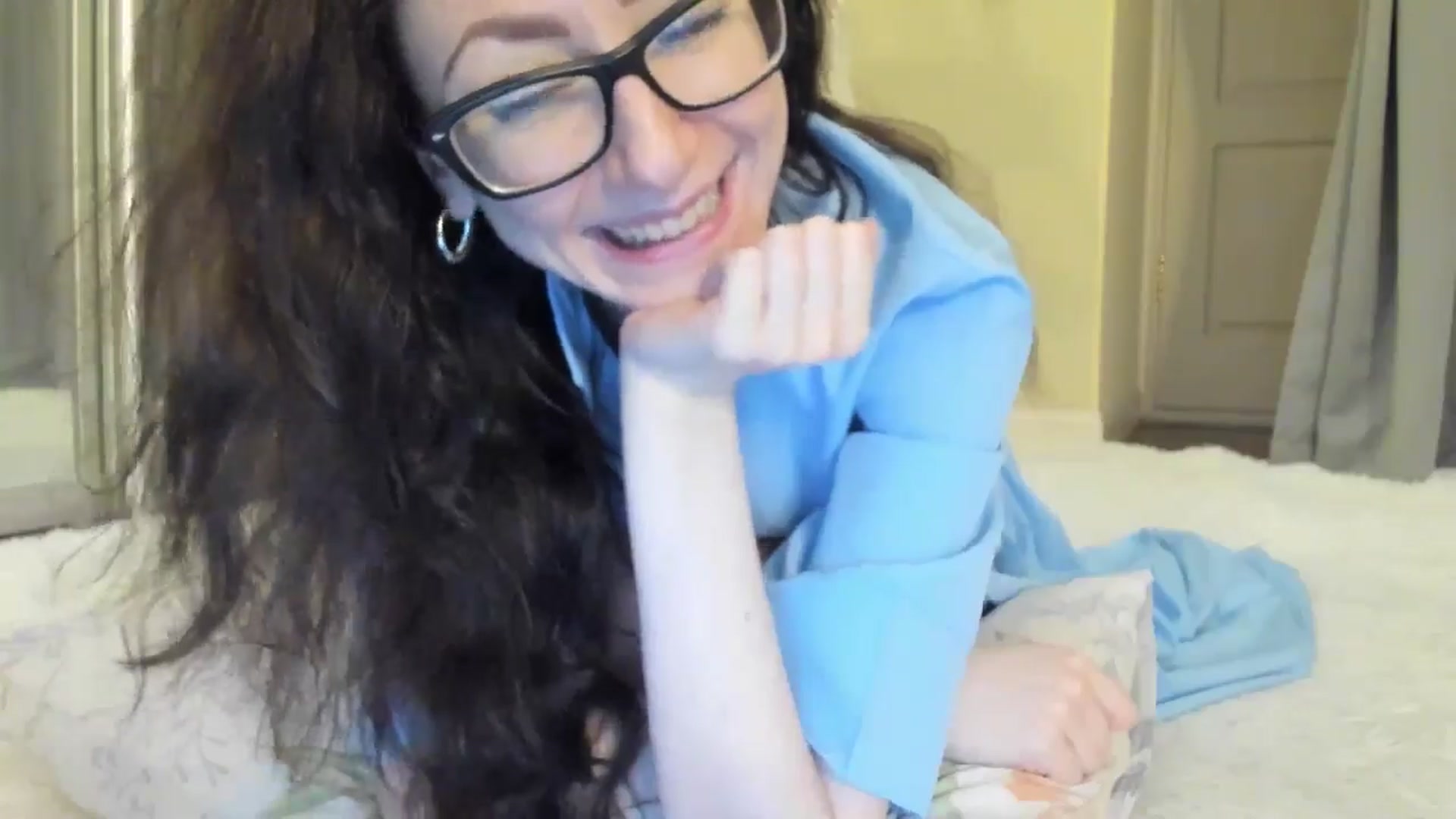 Gallery image thumbnail from Baby_Jewel's myfreecams stream on, 06/26/2025, 16:07 image 17 of 20