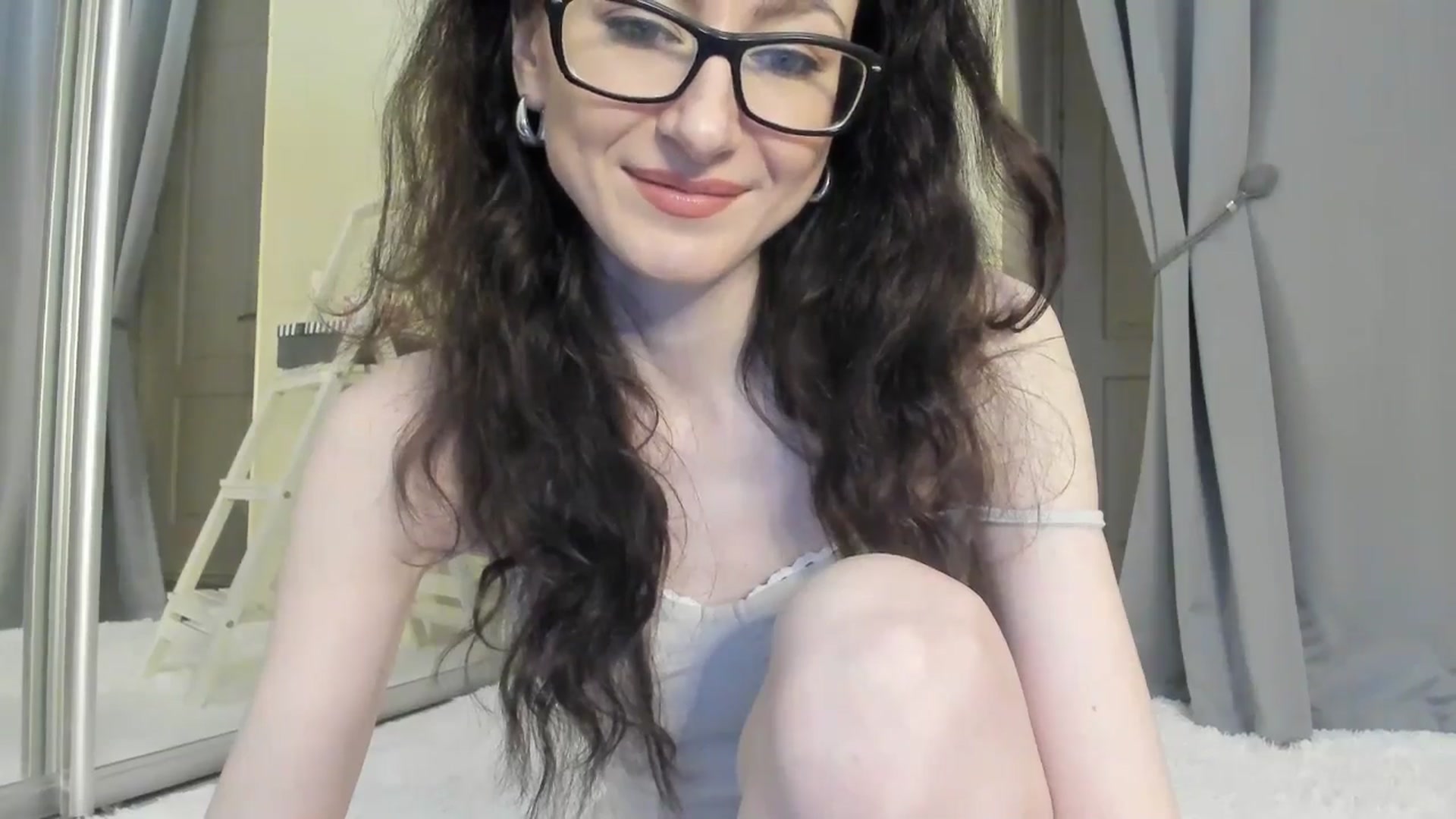 Gallery image thumbnail from Baby_Jewel's myfreecams stream on, 07/16/2025, 11:25 image 17 of 20