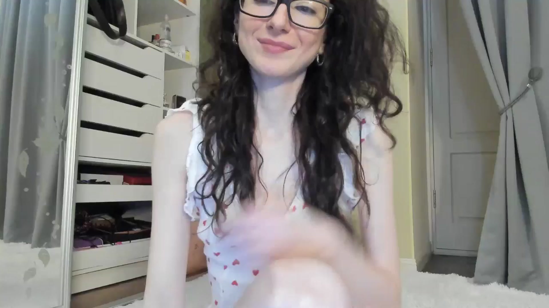 Gallery image thumbnail from Baby_Jewel's myfreecams stream on, 08/06/2025, 11:45 image 20 of 20