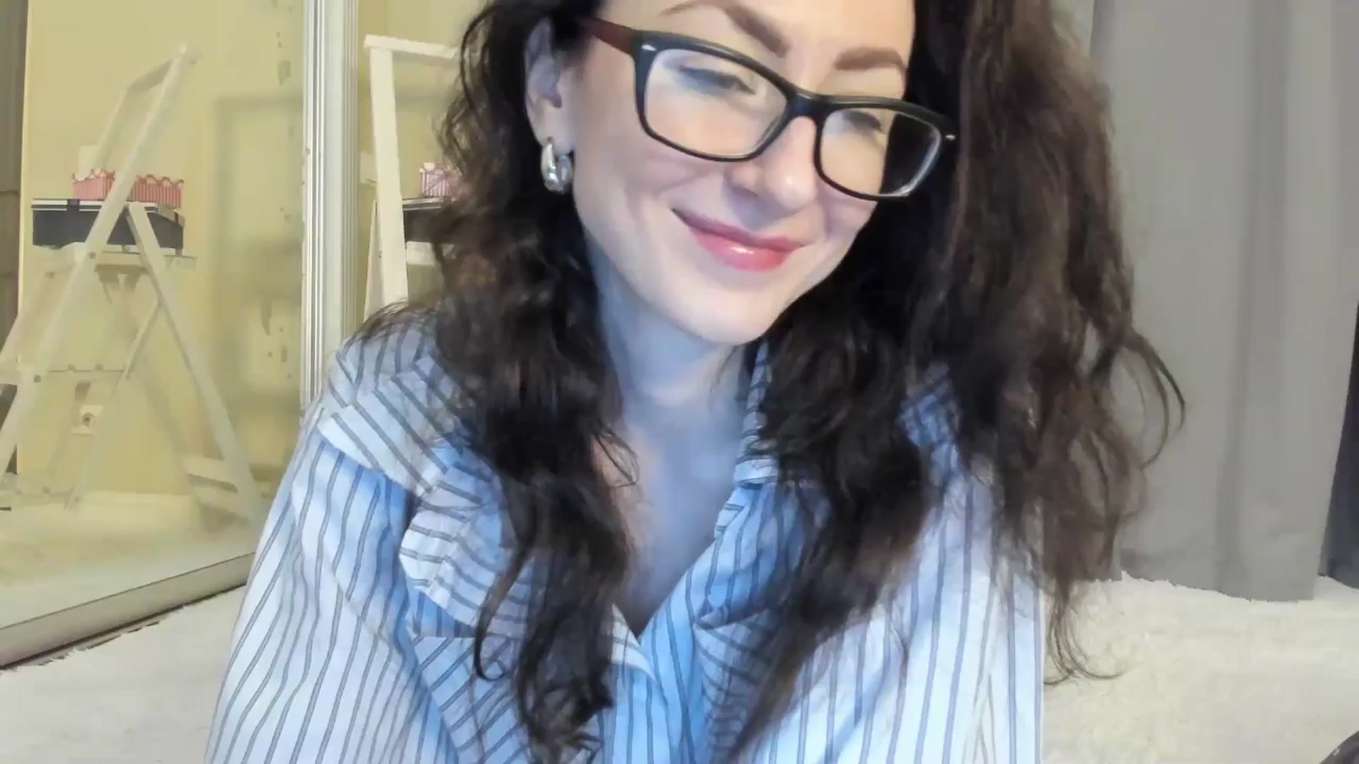 Gallery image thumbnail from Baby_Jewel's myfreecams stream on, 08/07/2025, 10:28 image 16 of 20