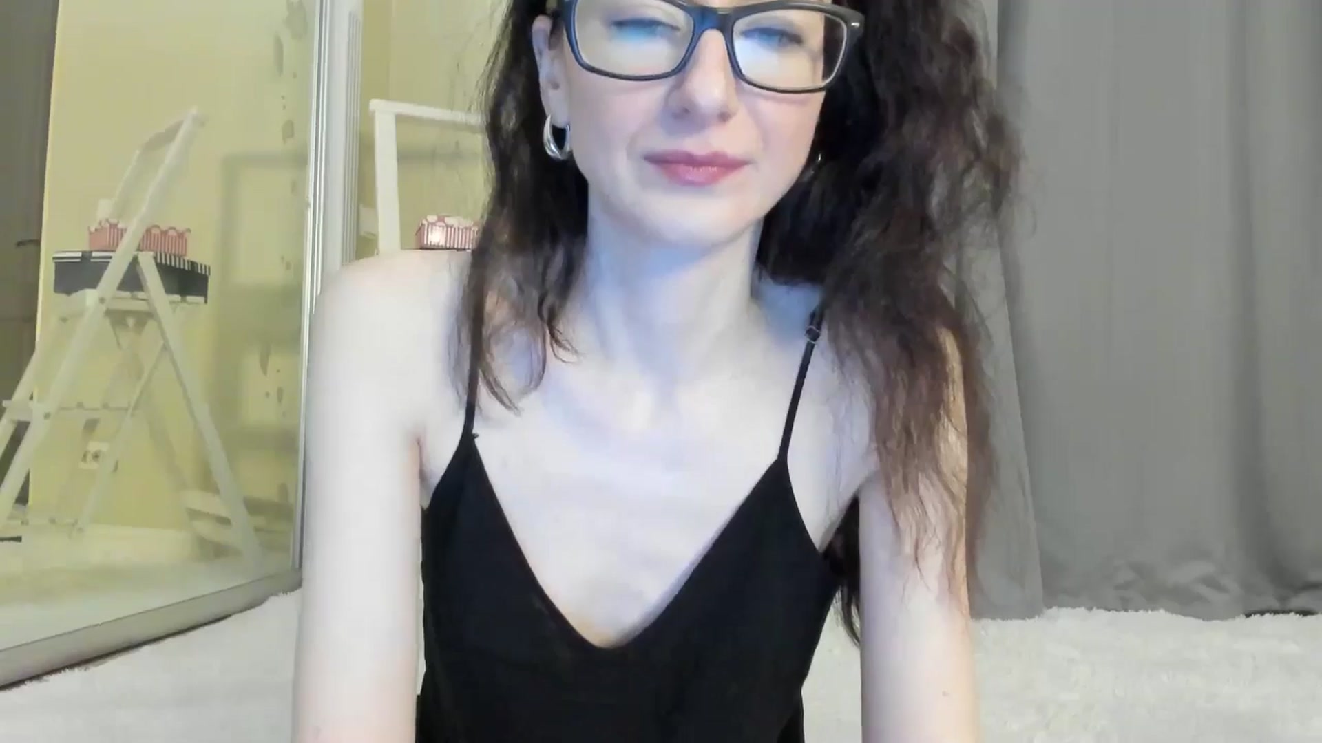 Gallery image thumbnail from Baby_Jewel's myfreecams stream on, 08/19/2025, 10:20 image 19 of 20