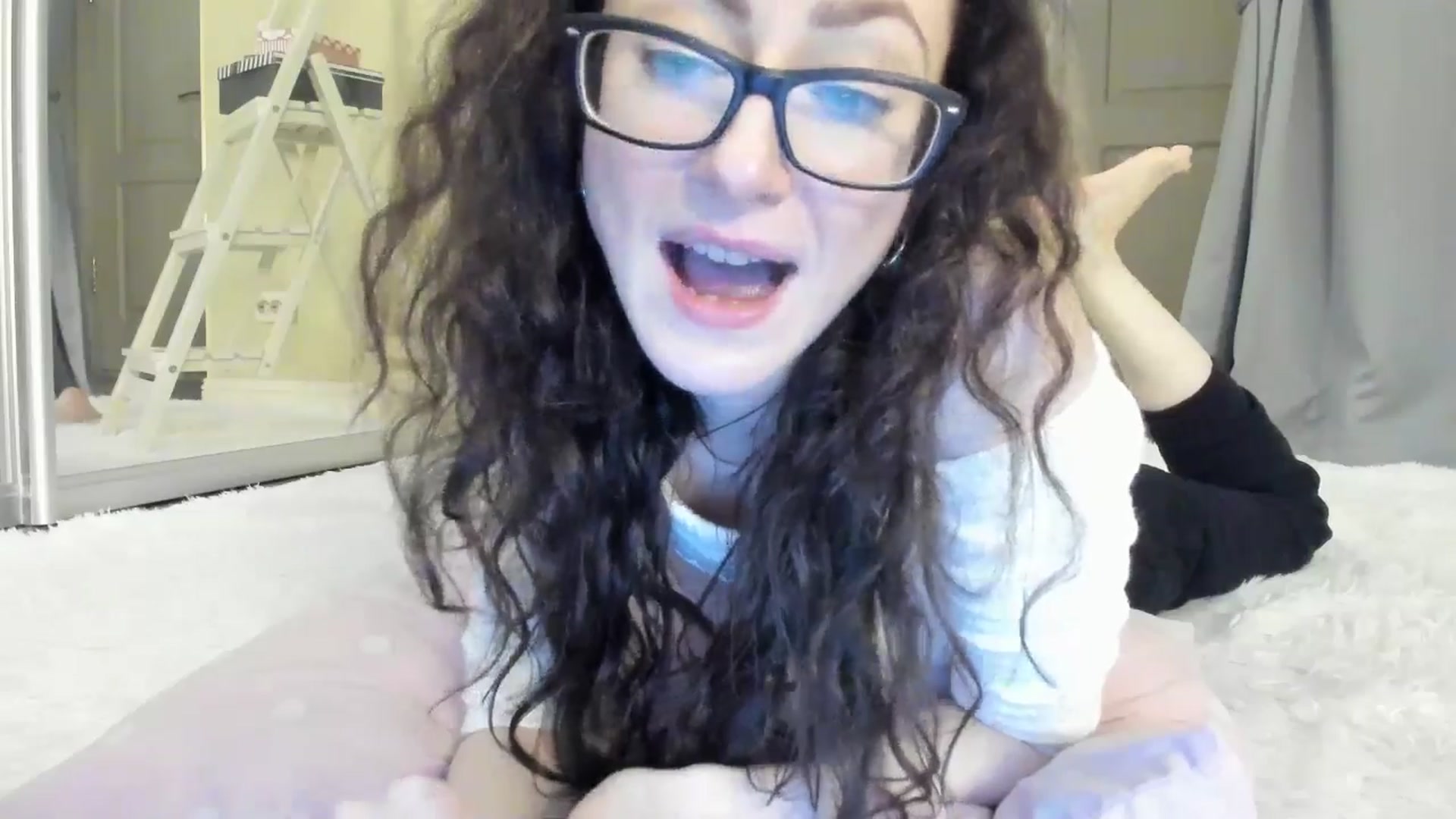 Gallery image thumbnail from Baby_Jewel's myfreecams stream on, 09/09/2025, 16:02 image 17 of 20