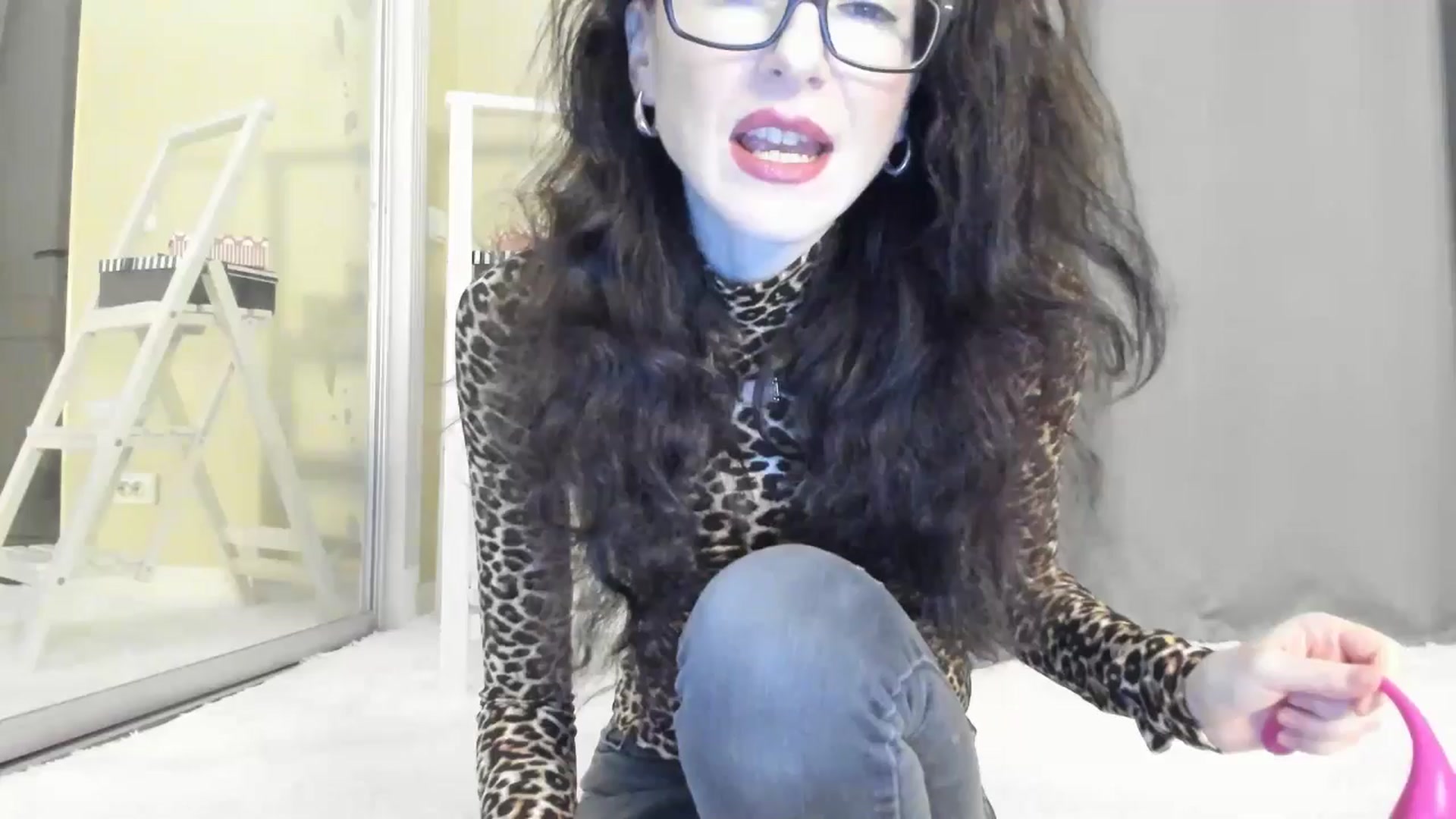 Gallery image thumbnail from Baby_Jewel's myfreecams stream on, 09/17/2025, 11:55 image 1 of 20