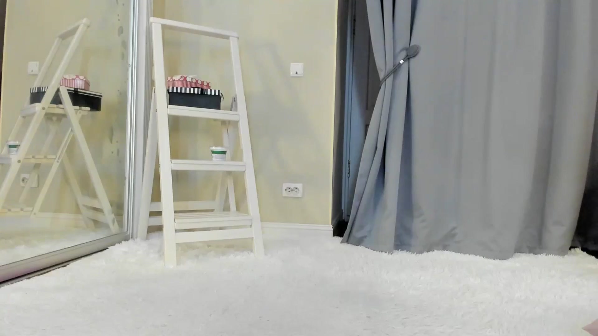 Gallery image thumbnail from Baby_Jewel's myfreecams stream on, 09/24/2025, 10:17 image 8 of 20