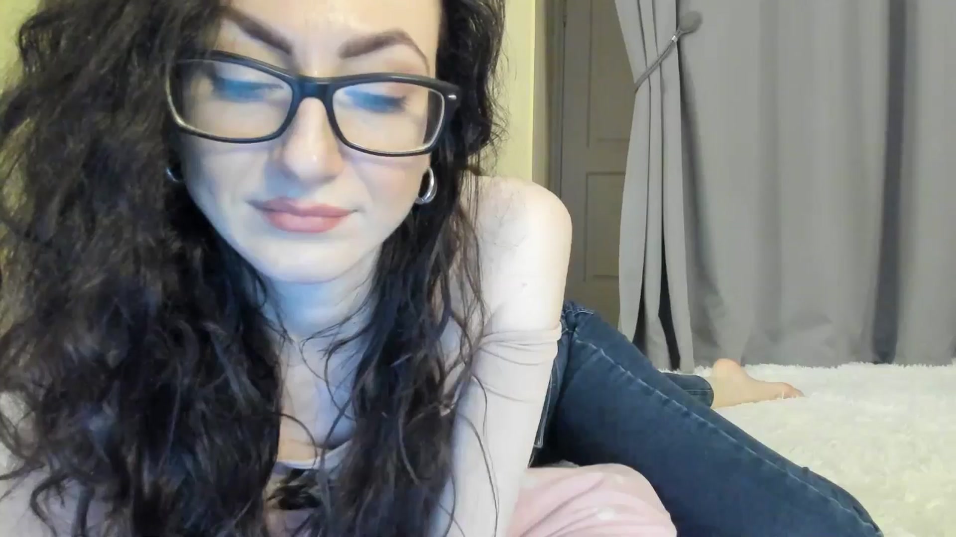 Gallery image thumbnail from Baby_Jewel's myfreecams stream on, 09/24/2025, 16:04 image 15 of 20