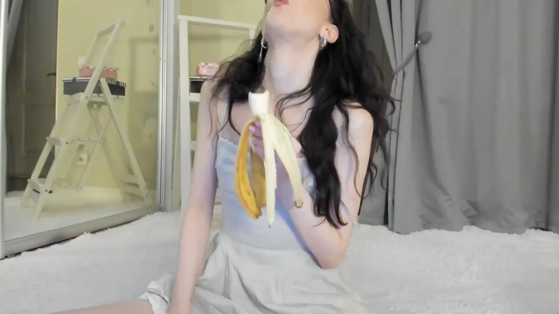 Gallery image thumbnail from Baby_Jewel's myfreecams stream on, 10/04/2025, 13:19 image 7 of 20