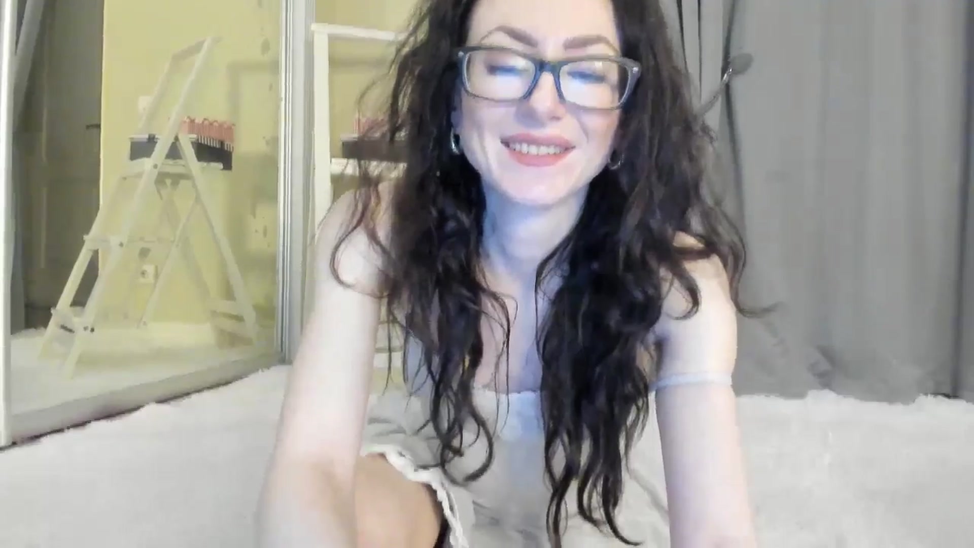 Gallery image thumbnail from Baby_Jewel's myfreecams stream on, 10/04/2025, 14:02 image 9 of 20