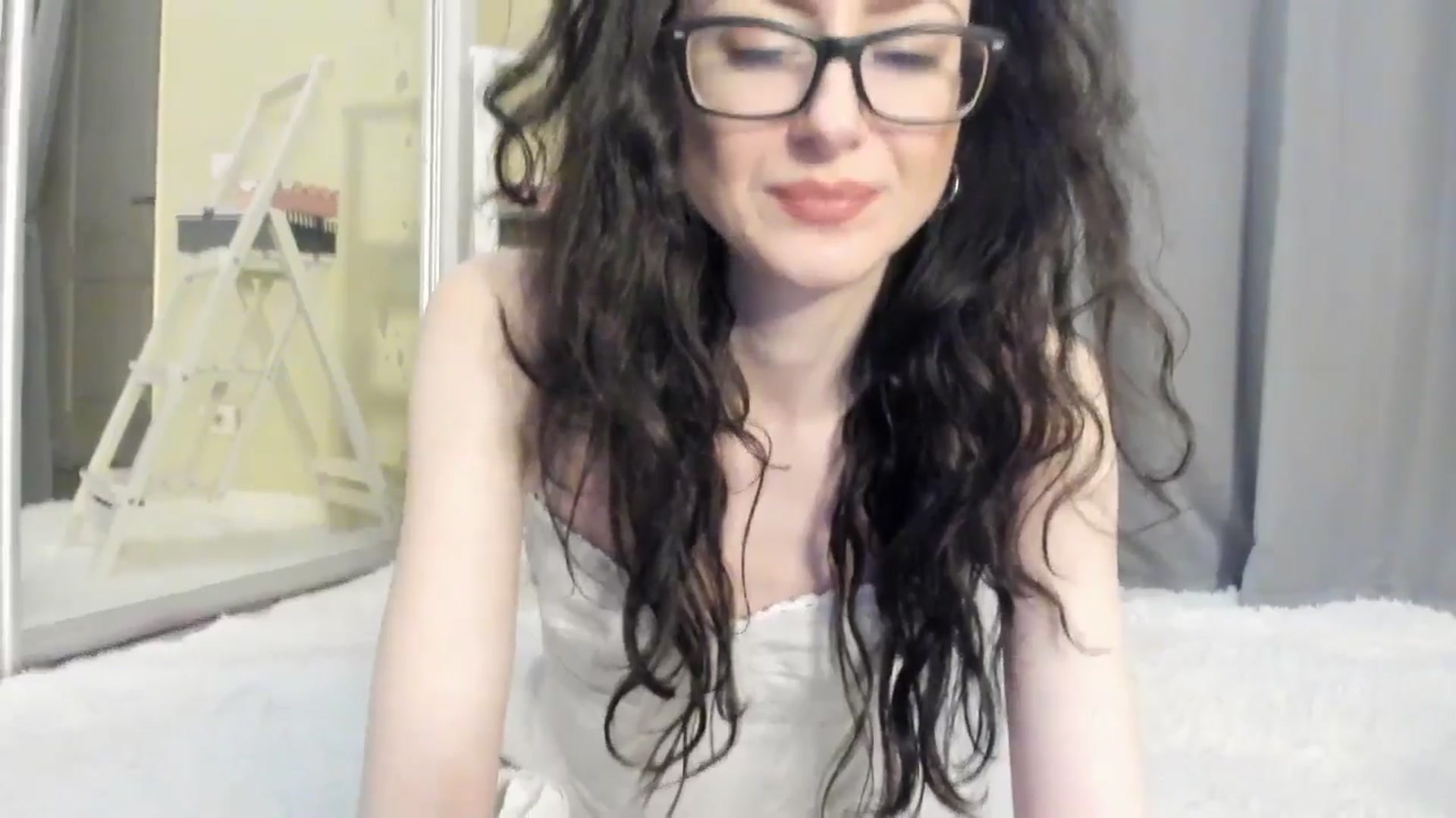 Gallery image thumbnail from Baby_Jewel's myfreecams stream on, 10/04/2025, 16:26 image 7 of 20