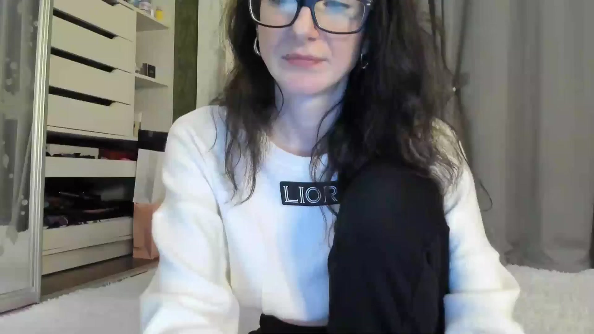 Gallery image thumbnail from Baby_Jewel's myfreecams stream on, 10/15/2025, 12:32 image 10 of 20