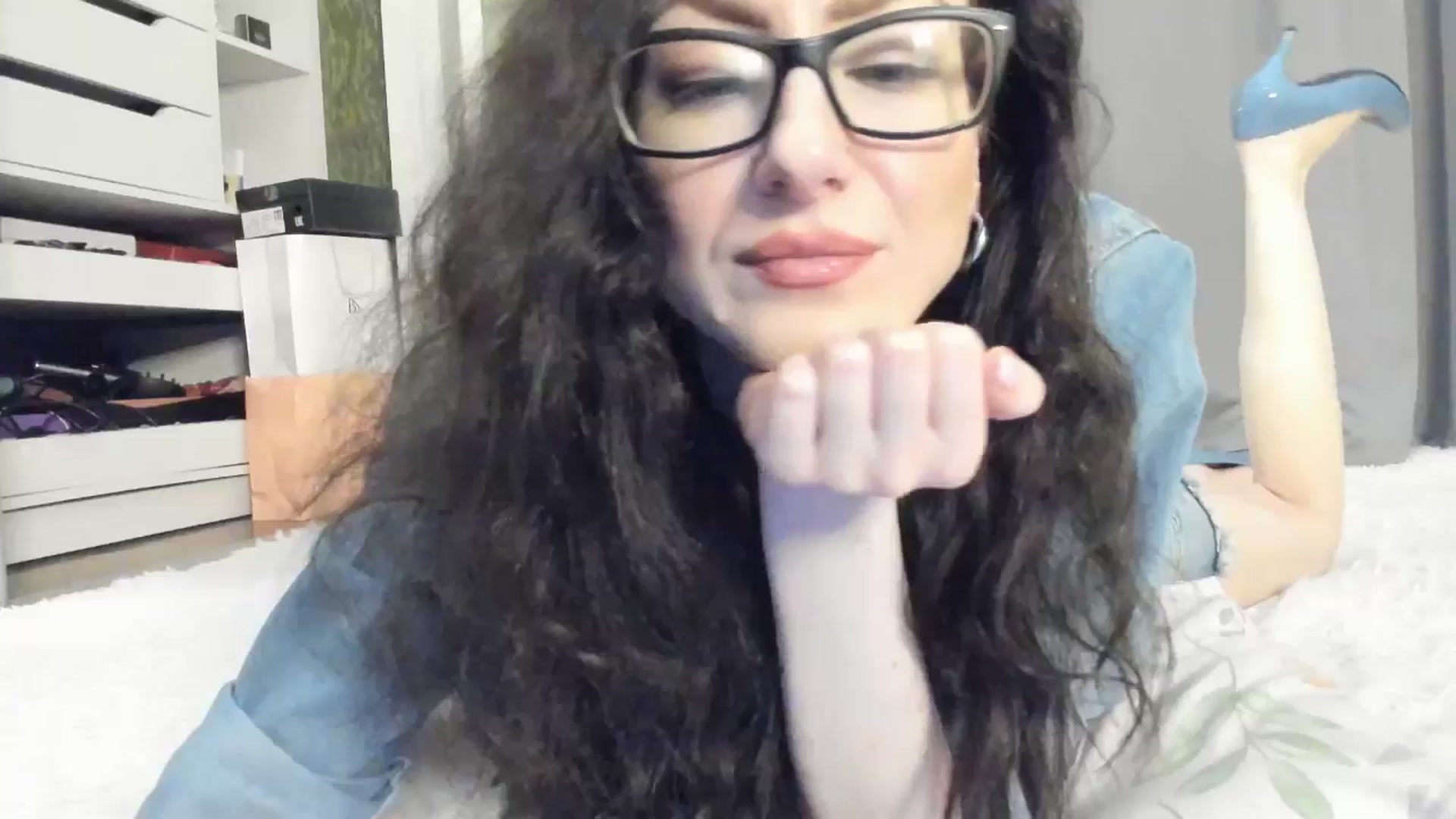 Gallery image thumbnail from Baby_Jewel's myfreecams stream on, 10/17/2025, 11:40 image 6 of 20
