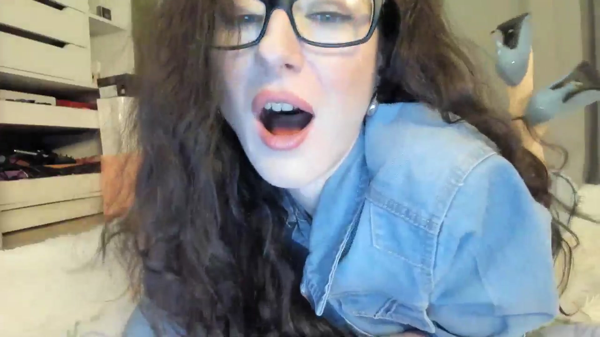 Gallery image thumbnail from Baby_Jewel's myfreecams stream on, 10/17/2025, 11:40 image 13 of 20