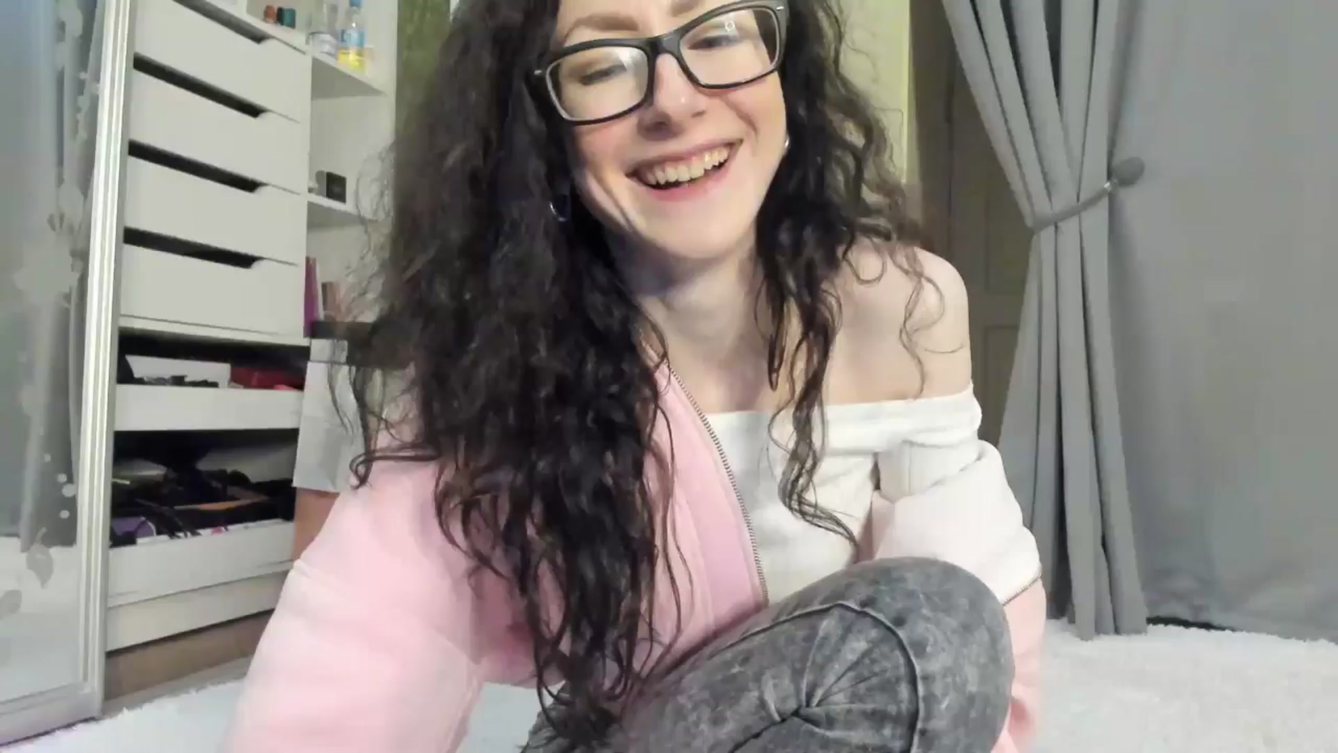Gallery image thumbnail from Baby_Jewel's myfreecams stream on, 11/05/2025, 14:04 image 1 of 20