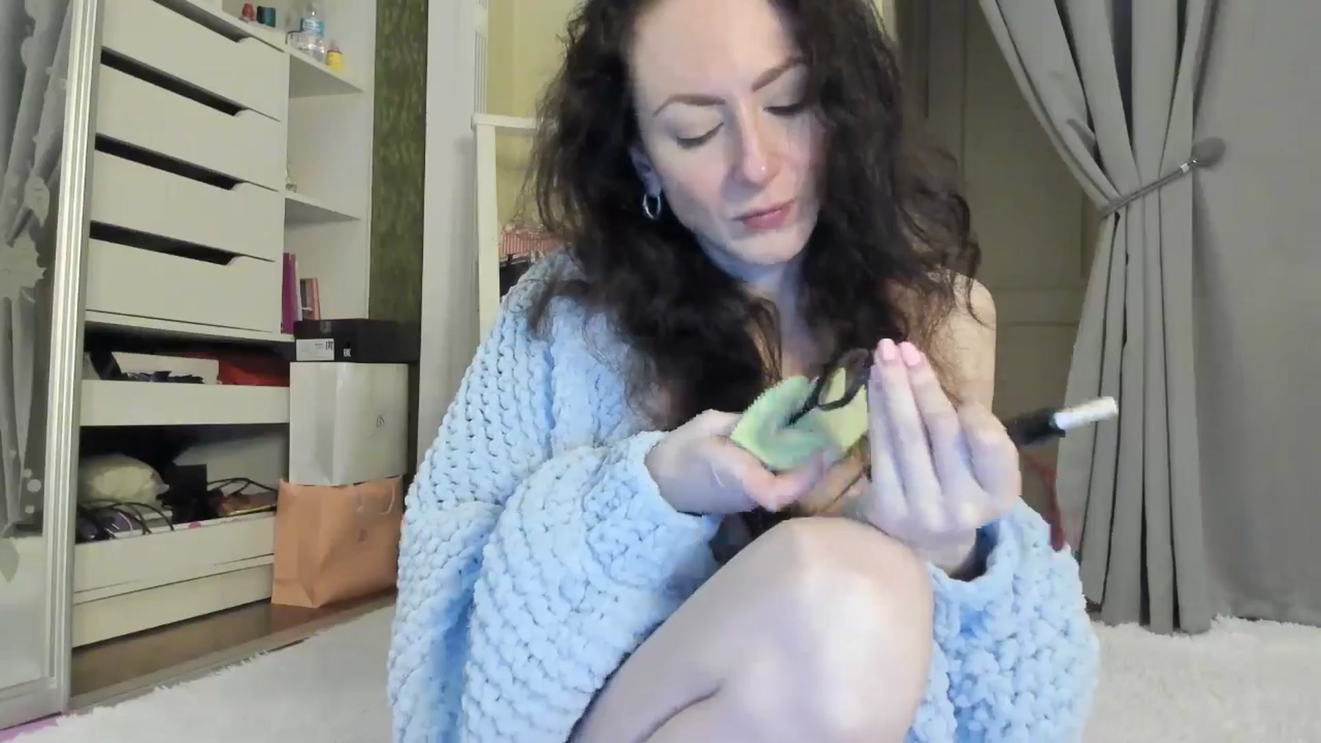 Gallery image thumbnail from Baby_Jewel's myfreecams stream on, 11/08/2025, 11:45 image 14 of 20