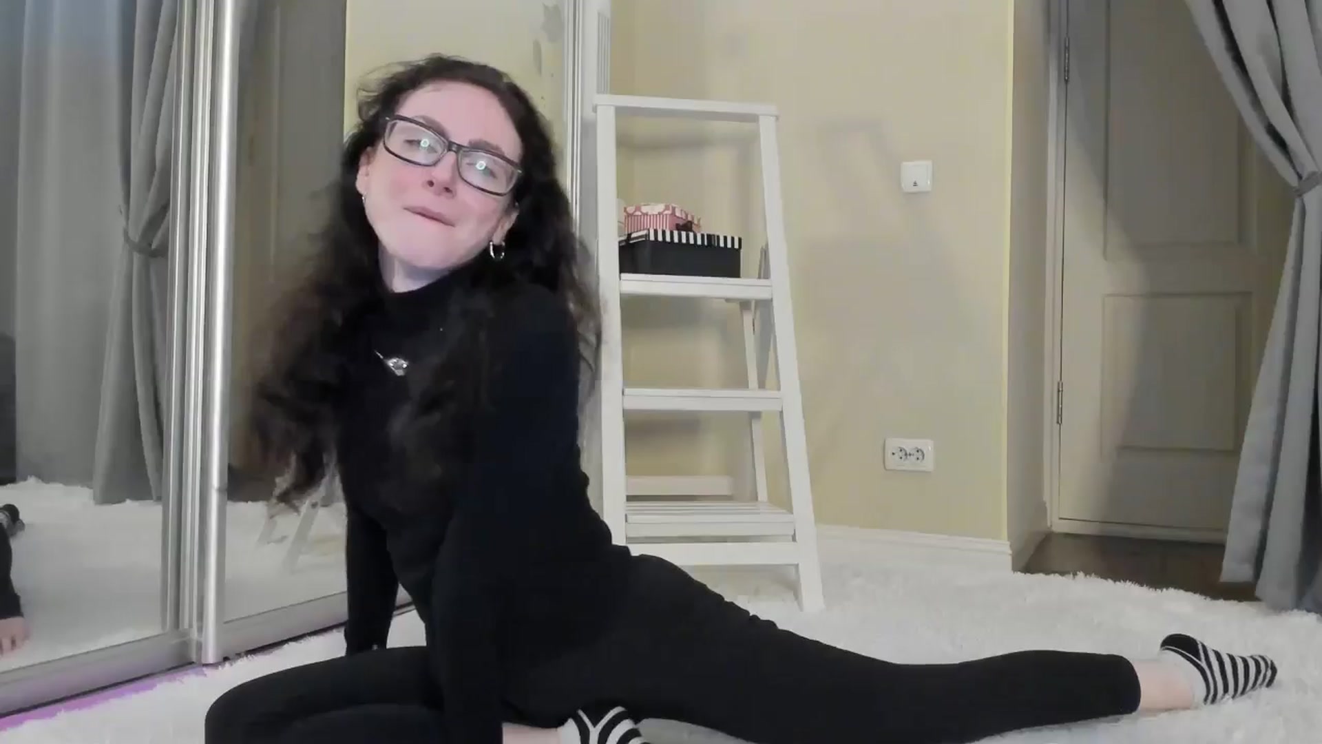 Gallery image thumbnail from Baby_Jewel's myfreecams stream on, 11/11/2025, 14:16 image 11 of 20