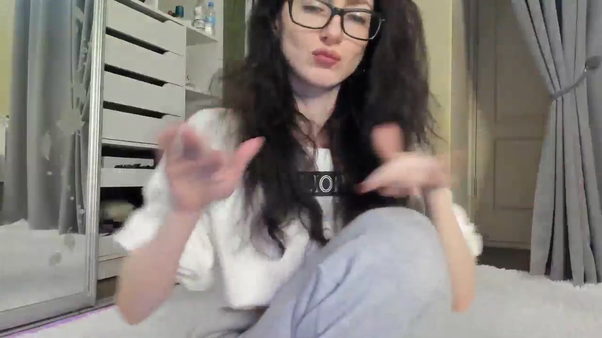 Gallery image thumbnail from Baby_Jewel's myfreecams stream on, 11/20/2025, 16:32 image 13 of 20