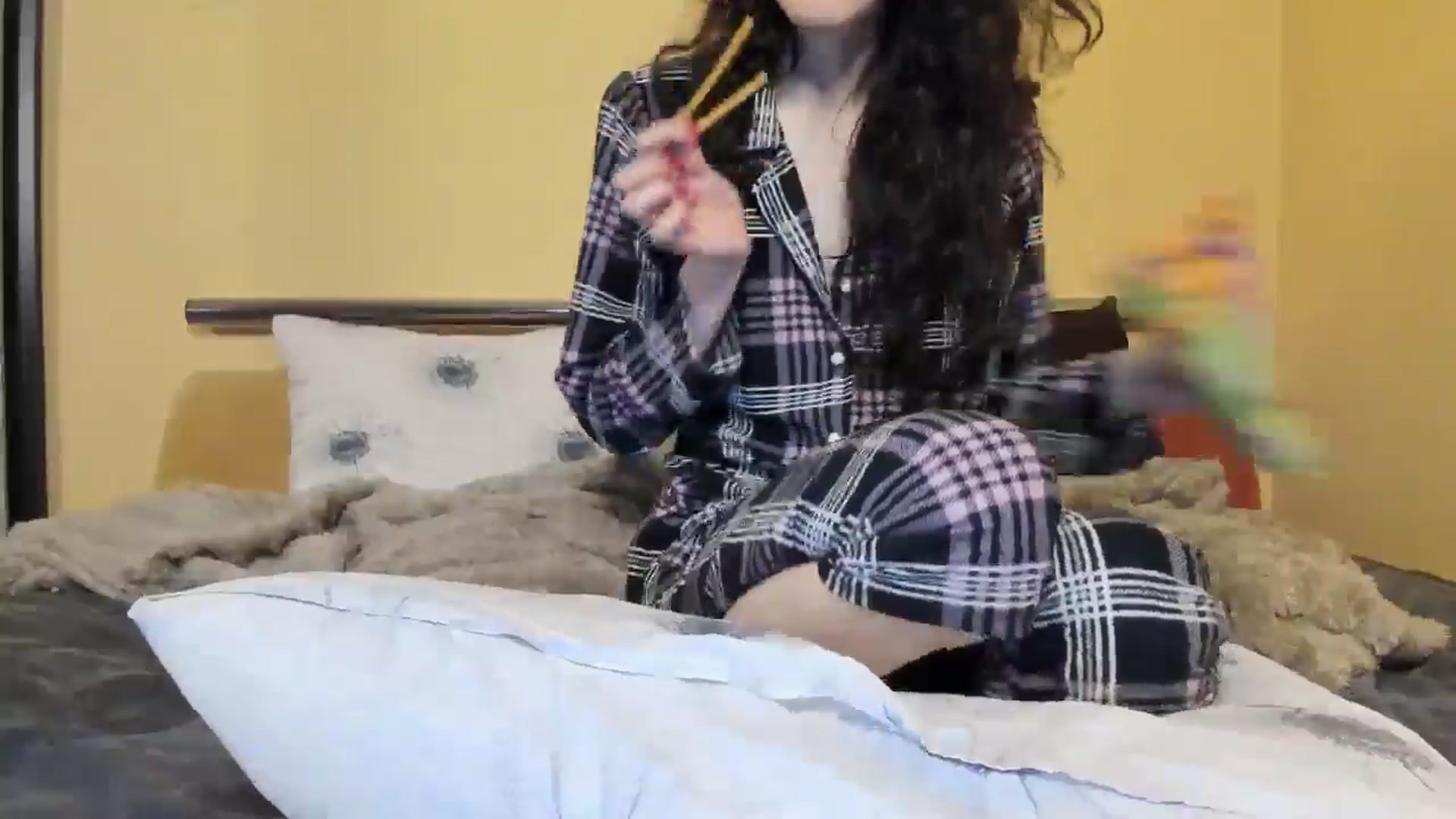 Gallery image thumbnail from Baby_Jewel's myfreecams stream on, 11/26/2025, 17:03 image 19 of 20