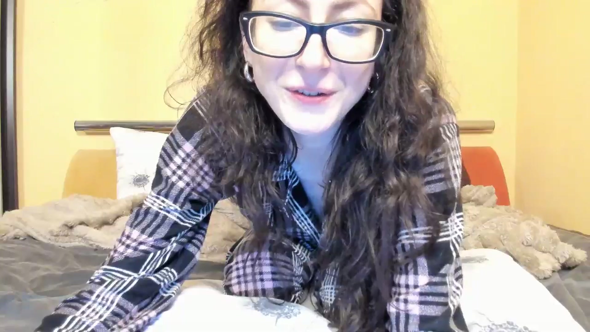 Gallery image thumbnail from Baby_Jewel's myfreecams stream on, 11/26/2025, 17:03 image 20 of 20