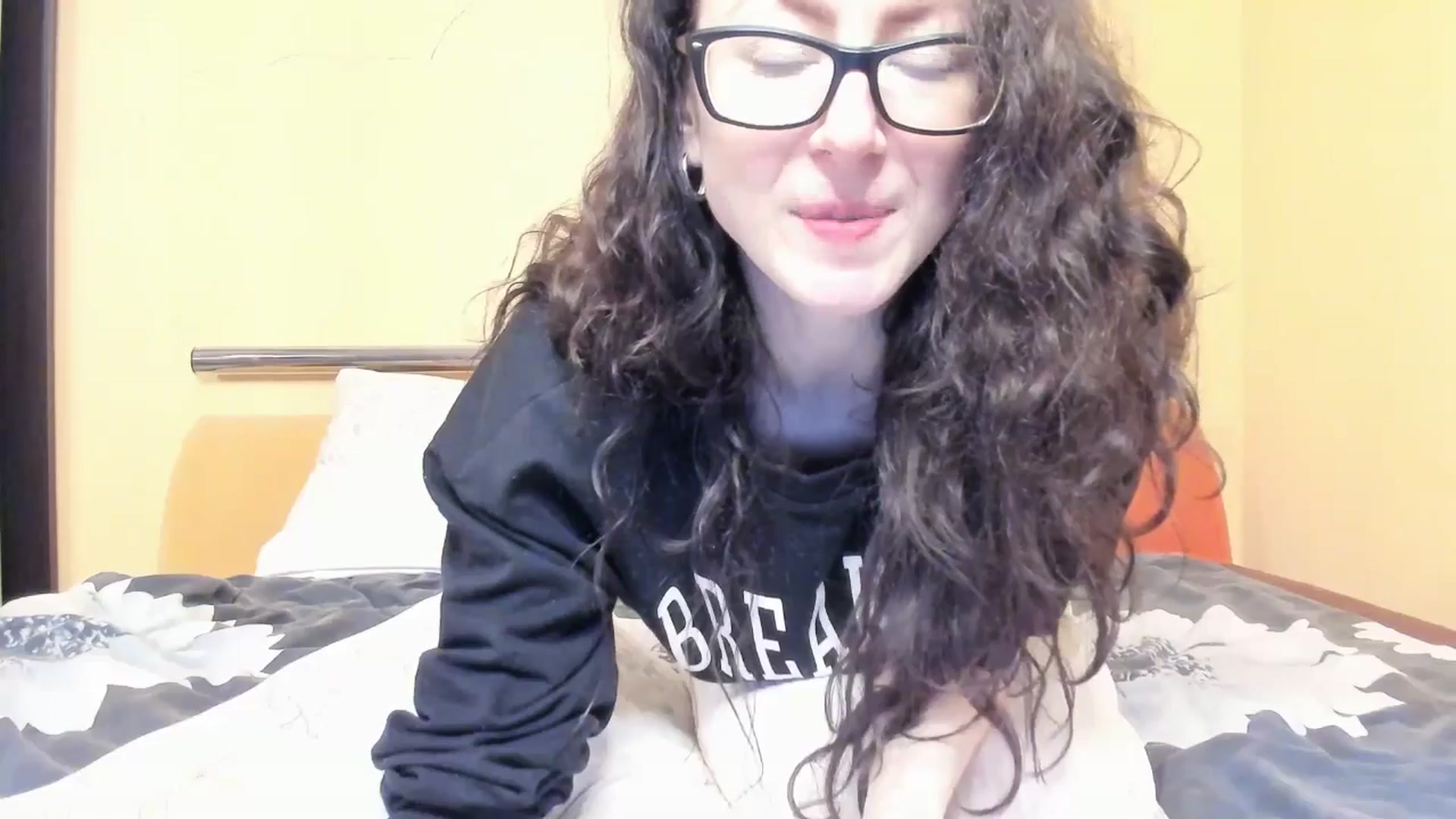 Gallery image thumbnail from Baby_Jewel's myfreecams stream on, 11/30/2025, 16:38 image 12 of 20
