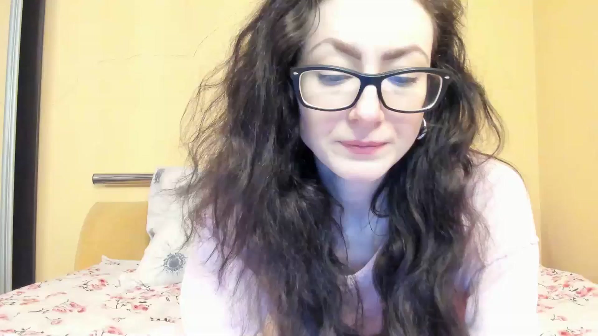 Gallery image thumbnail from Baby_Jewel's myfreecams stream on, 12/04/2025, 14:34 image 1 of 20