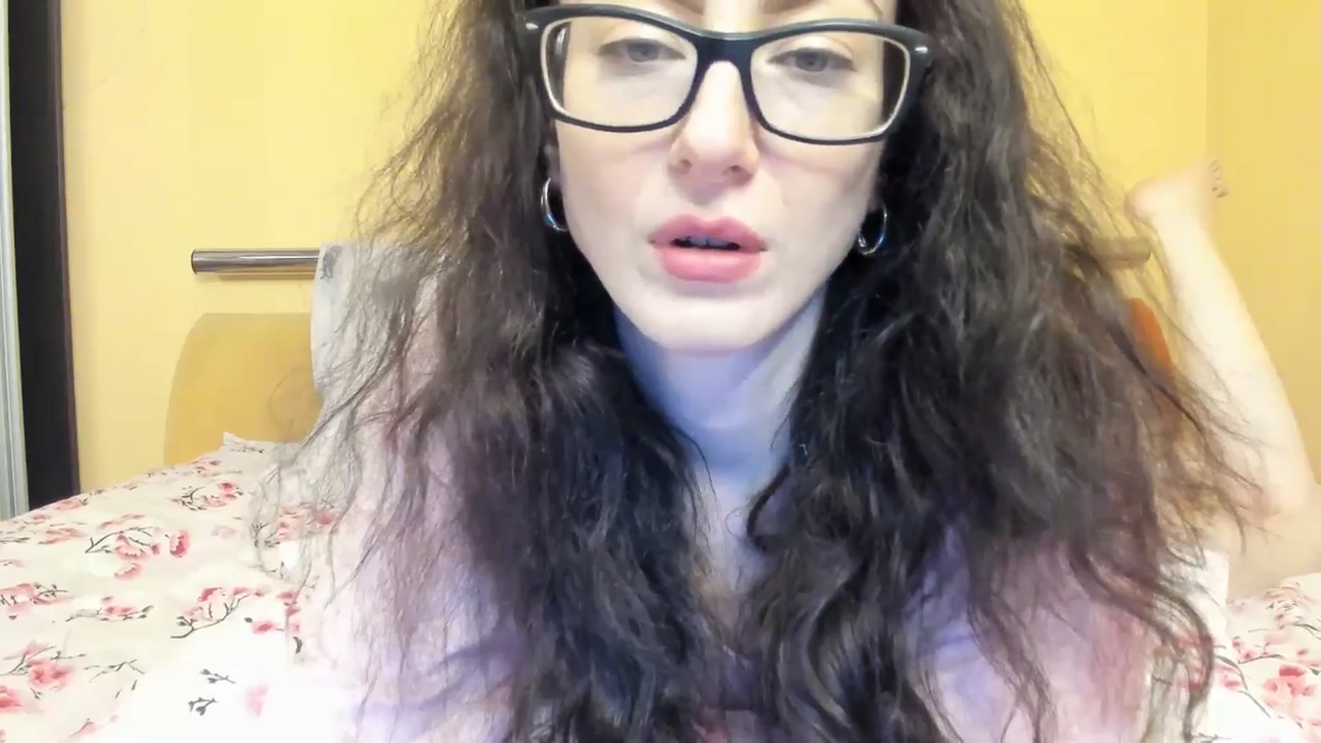 Gallery image thumbnail from Baby_Jewel's myfreecams stream on, 12/04/2025, 14:34 image 12 of 20