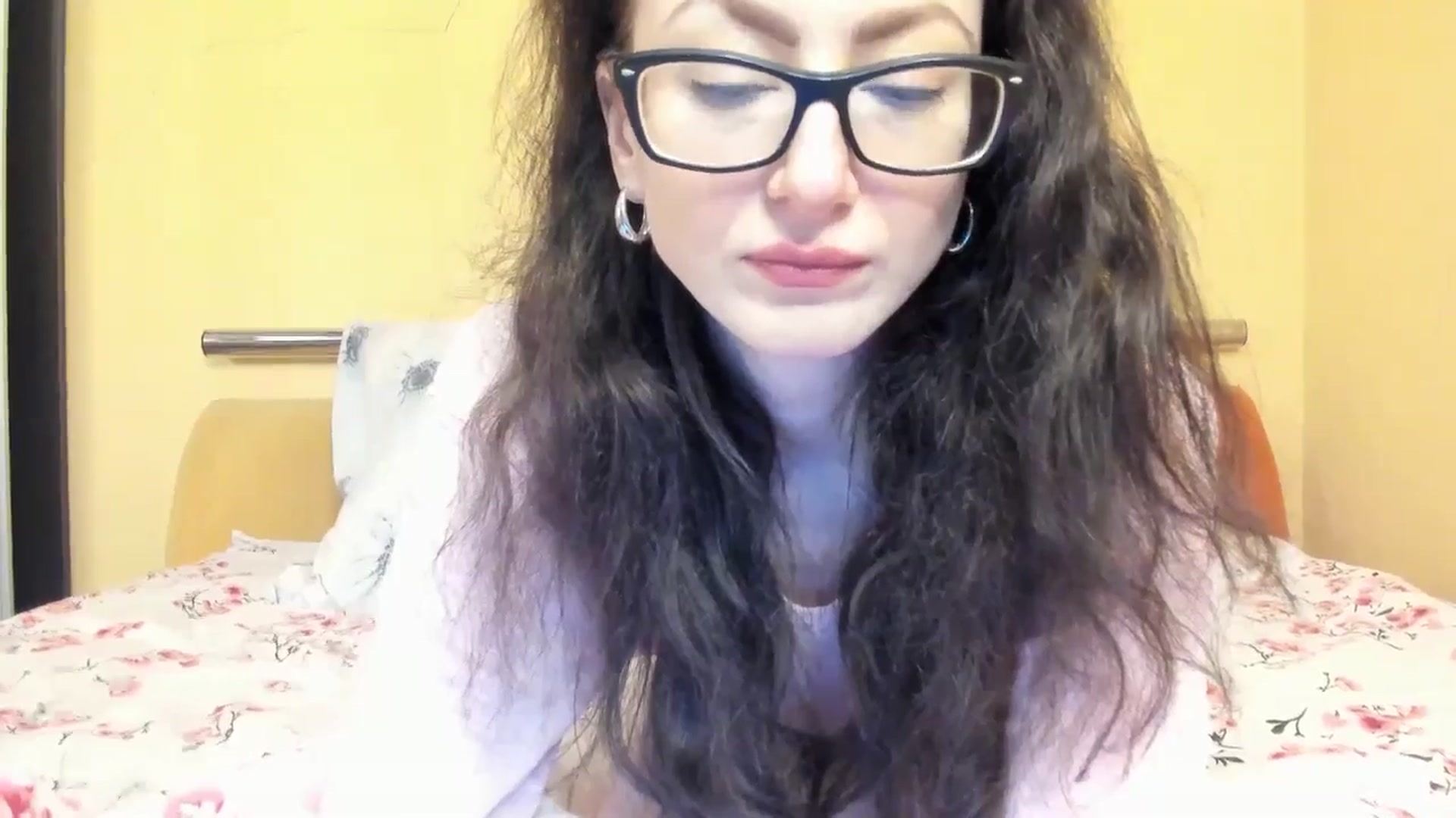 Gallery image thumbnail from Baby_Jewel's myfreecams stream on, 12/04/2025, 14:34 image 6 of 20