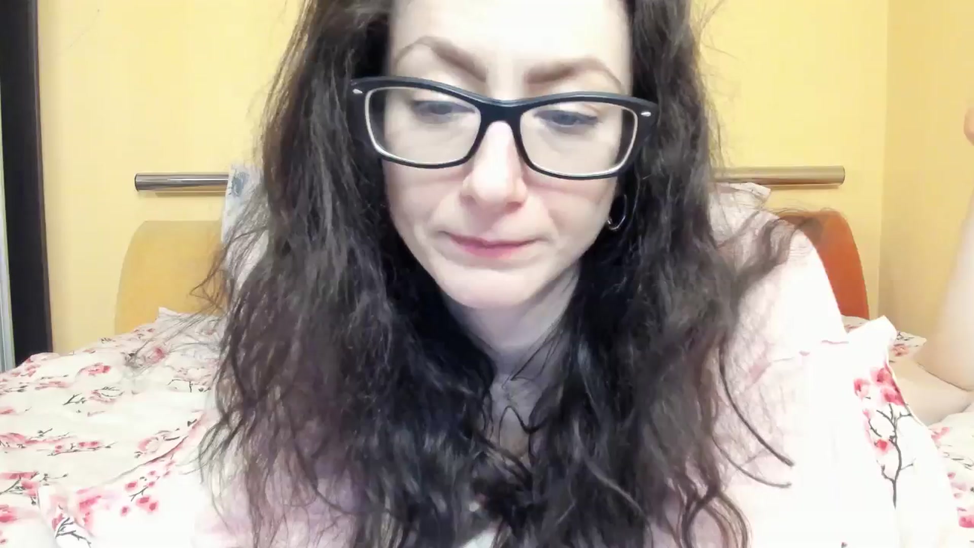 Gallery image thumbnail from Baby_Jewel's myfreecams stream on, 12/04/2025, 17:14 image 17 of 20
