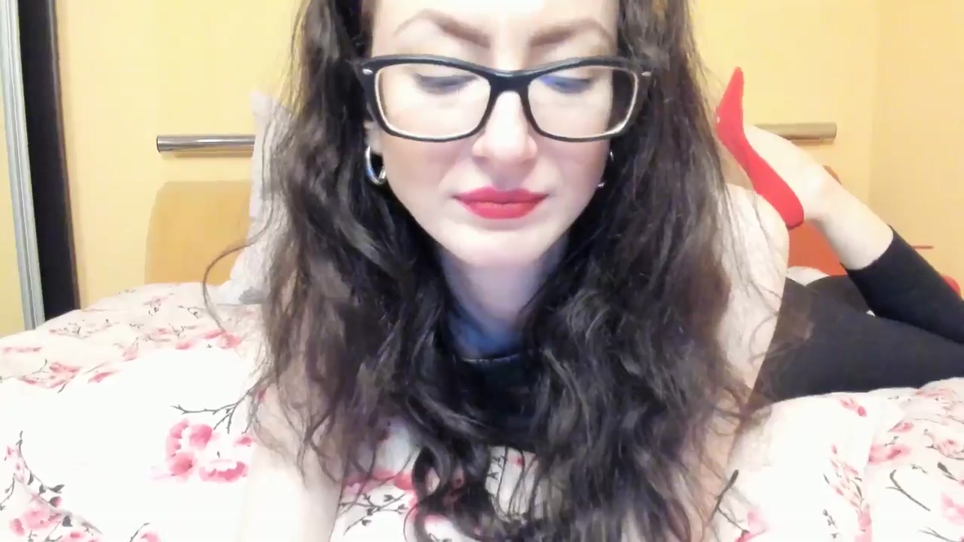 Gallery image thumbnail from Baby_Jewel's myfreecams stream on, 12/06/2025, 14:04 image 14 of 20