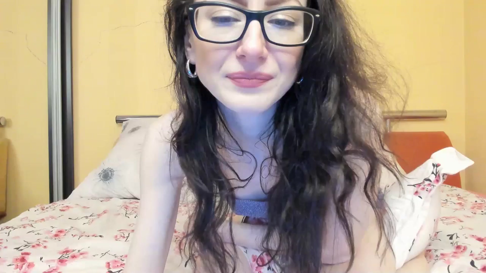 Gallery image thumbnail from Baby_Jewel's myfreecams stream on, 12/12/2025, 12:31 image 12 of 20