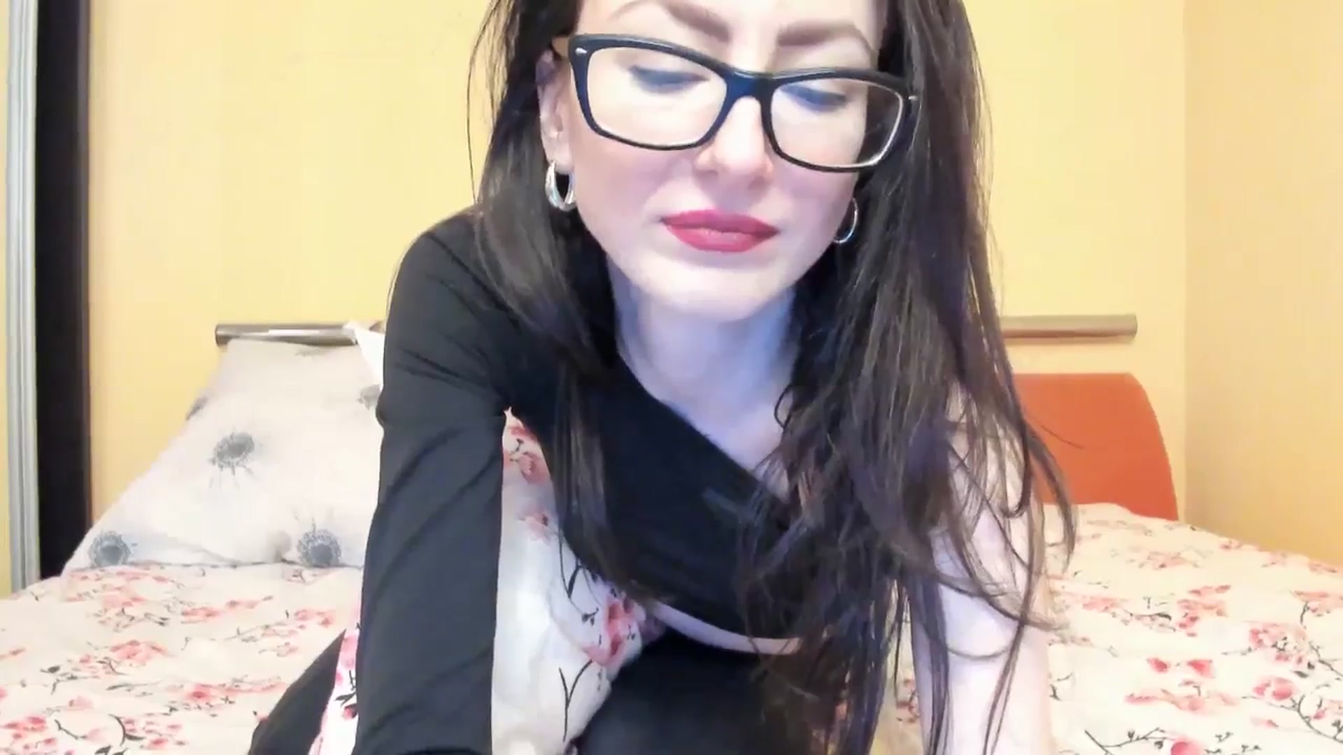 Gallery image thumbnail from Baby_Jewel's myfreecams stream on, 12/13/2025, 11:51 image 17 of 20