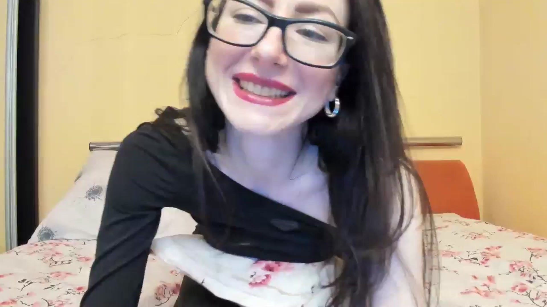 Gallery image thumbnail from Baby_Jewel's myfreecams stream on, 12/13/2025, 11:51 image 15 of 20